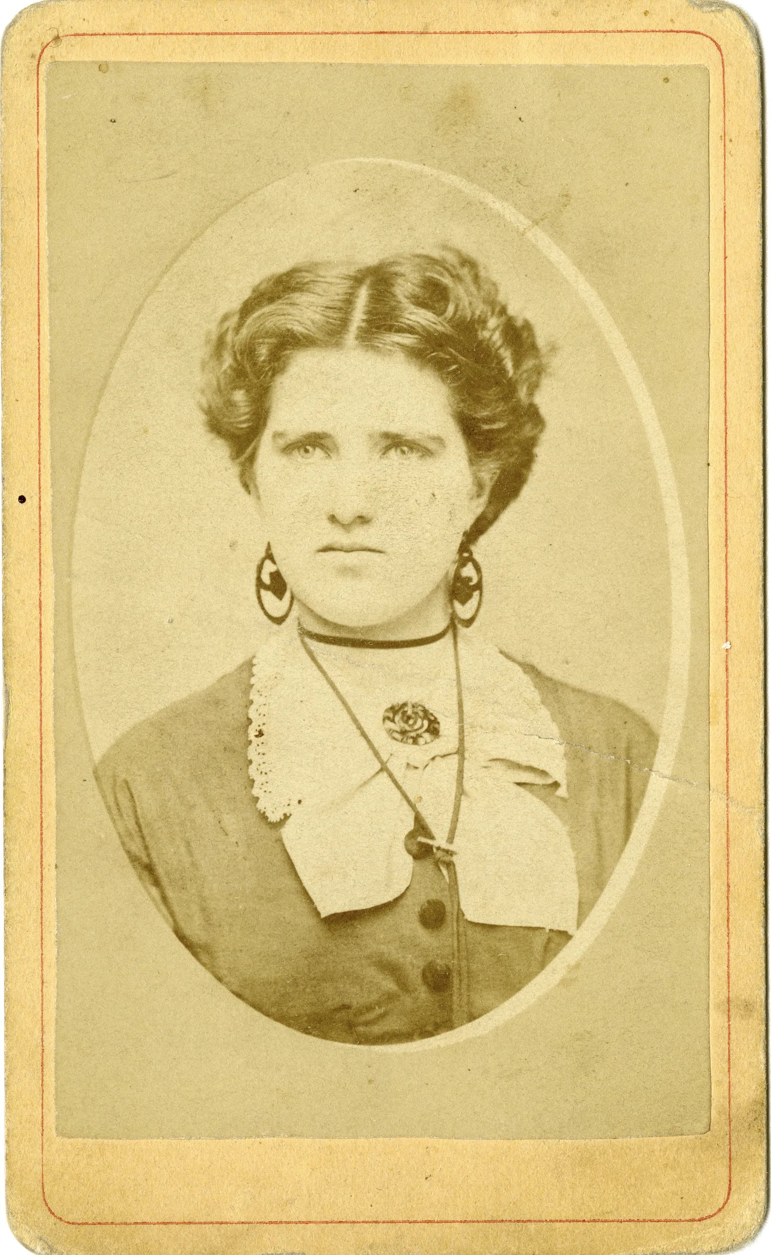 Portrait of Lucinda Davis (1852–1931) – memorial page