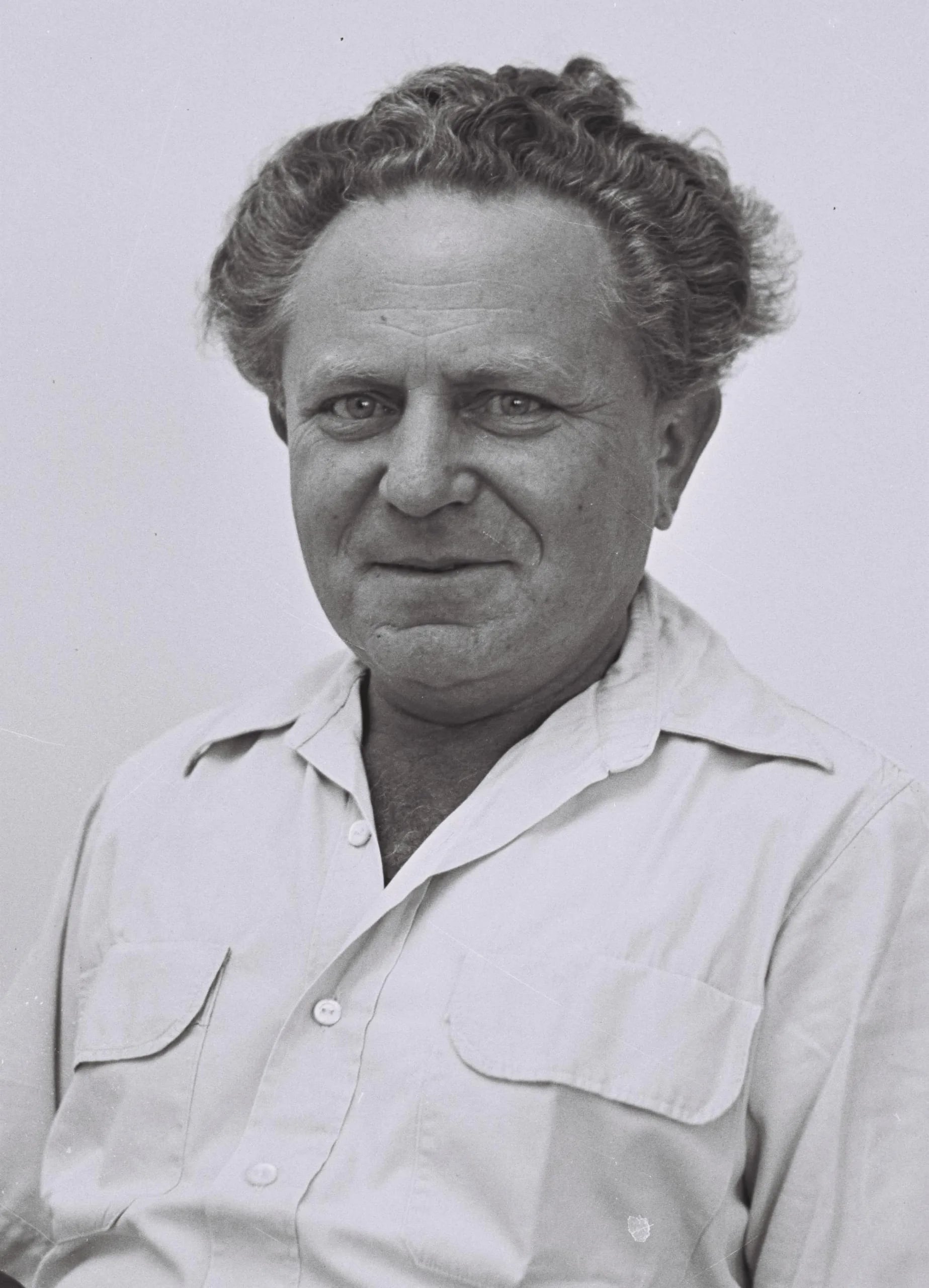 Porträt von Jisrael Galili (1911–1986) – Gedenkseite