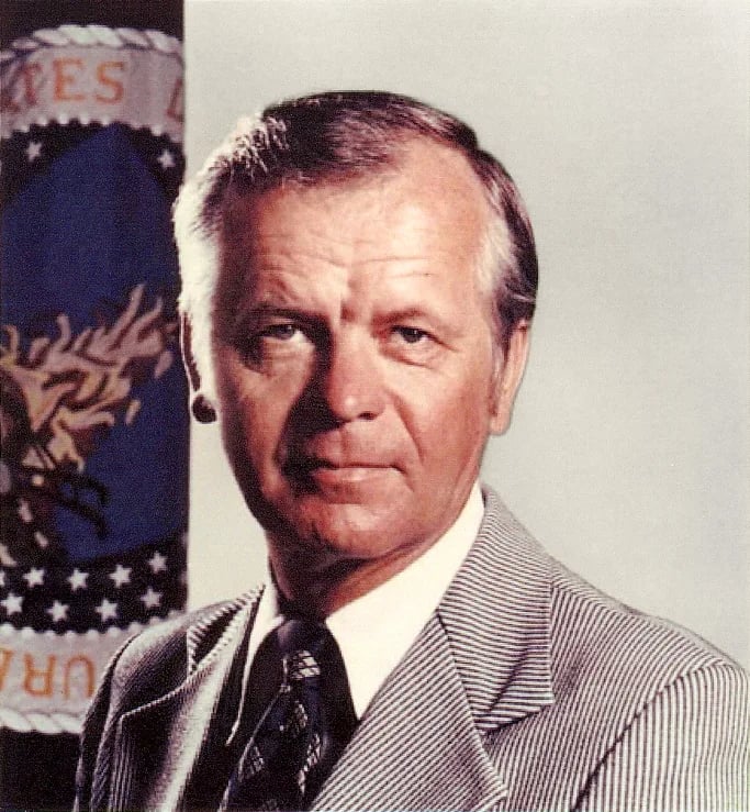 Portrait of Robert Bergland (1928–2018) – memorial page
