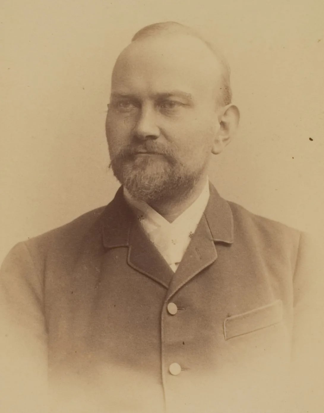 Portrait of Fritz Neumann (1854–1934) – memorial page