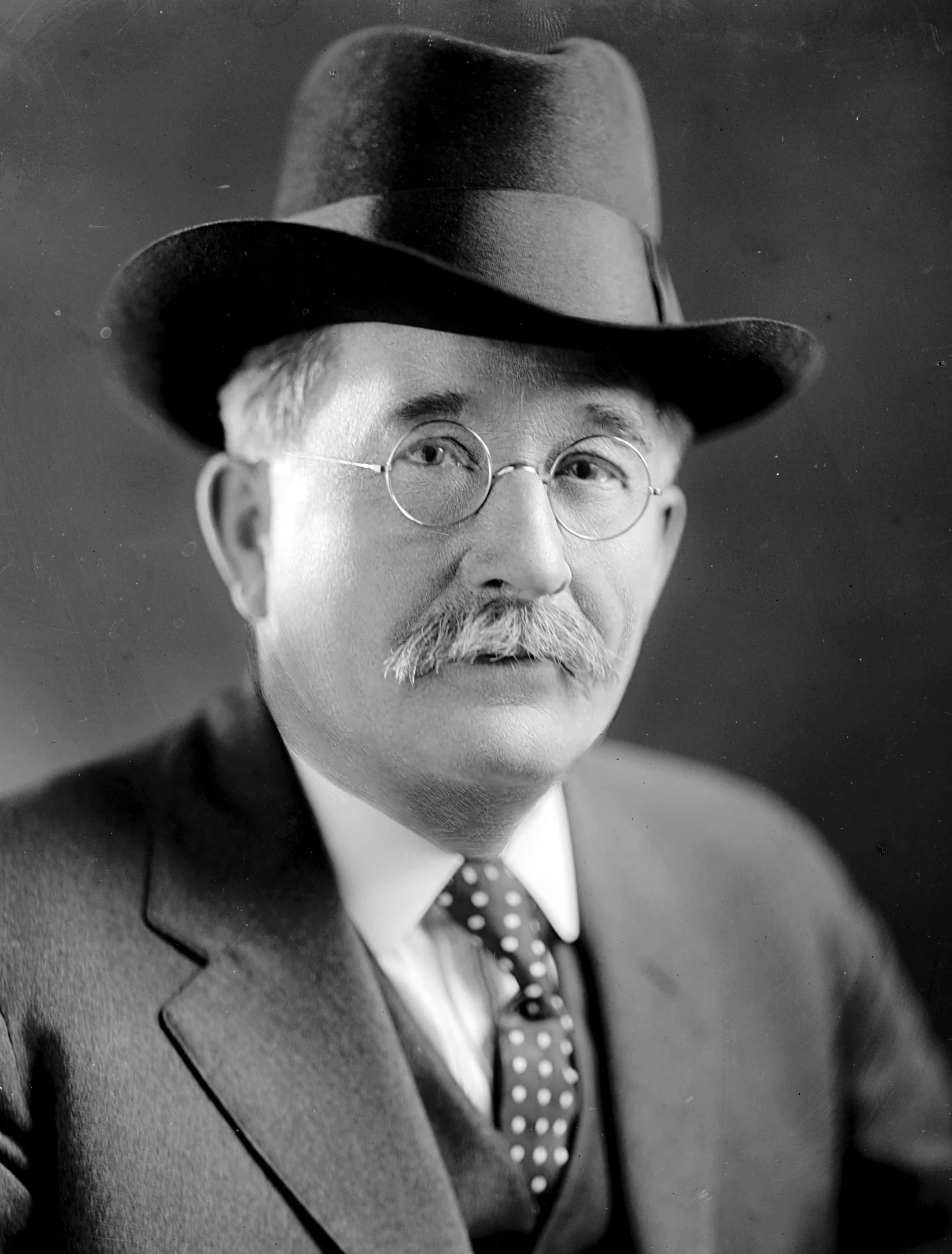 Portrait of Samuel A. Shelton (1858–1948) – memorial page