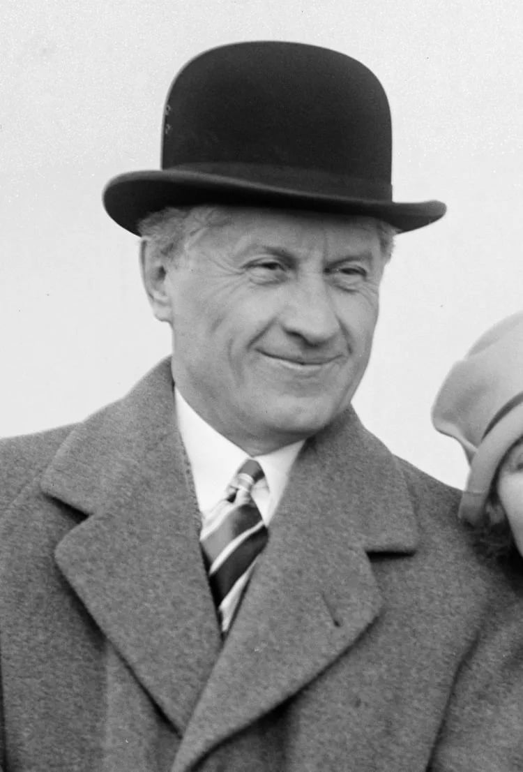 Portrait of Fred Niblo (1874–1948) – memorial page