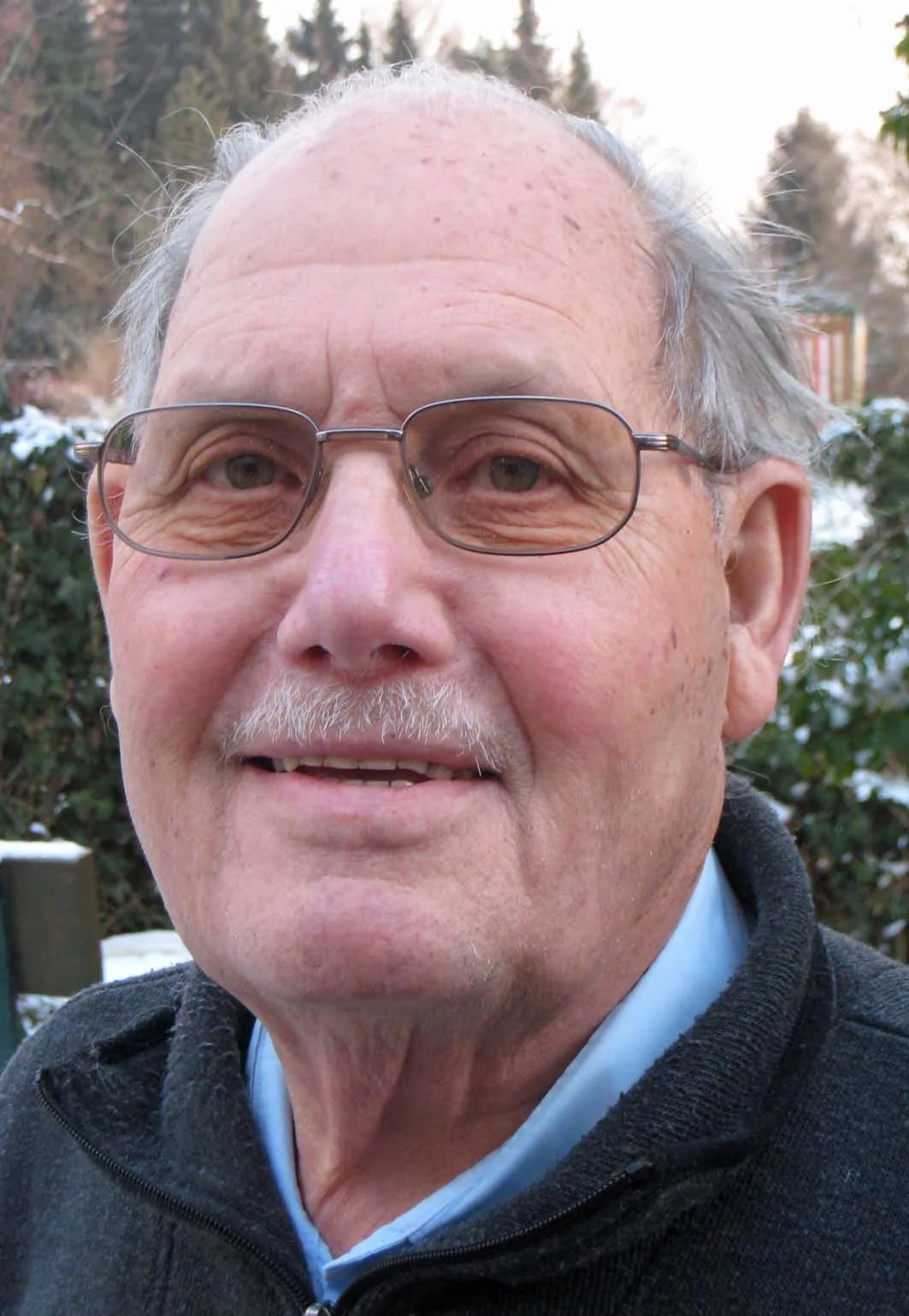 Porträt von Ulrich Jux (1929–2017) – Gedenkseite
