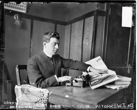 Portrait of Jacob Bolotin (1888–1924) – memorial page
