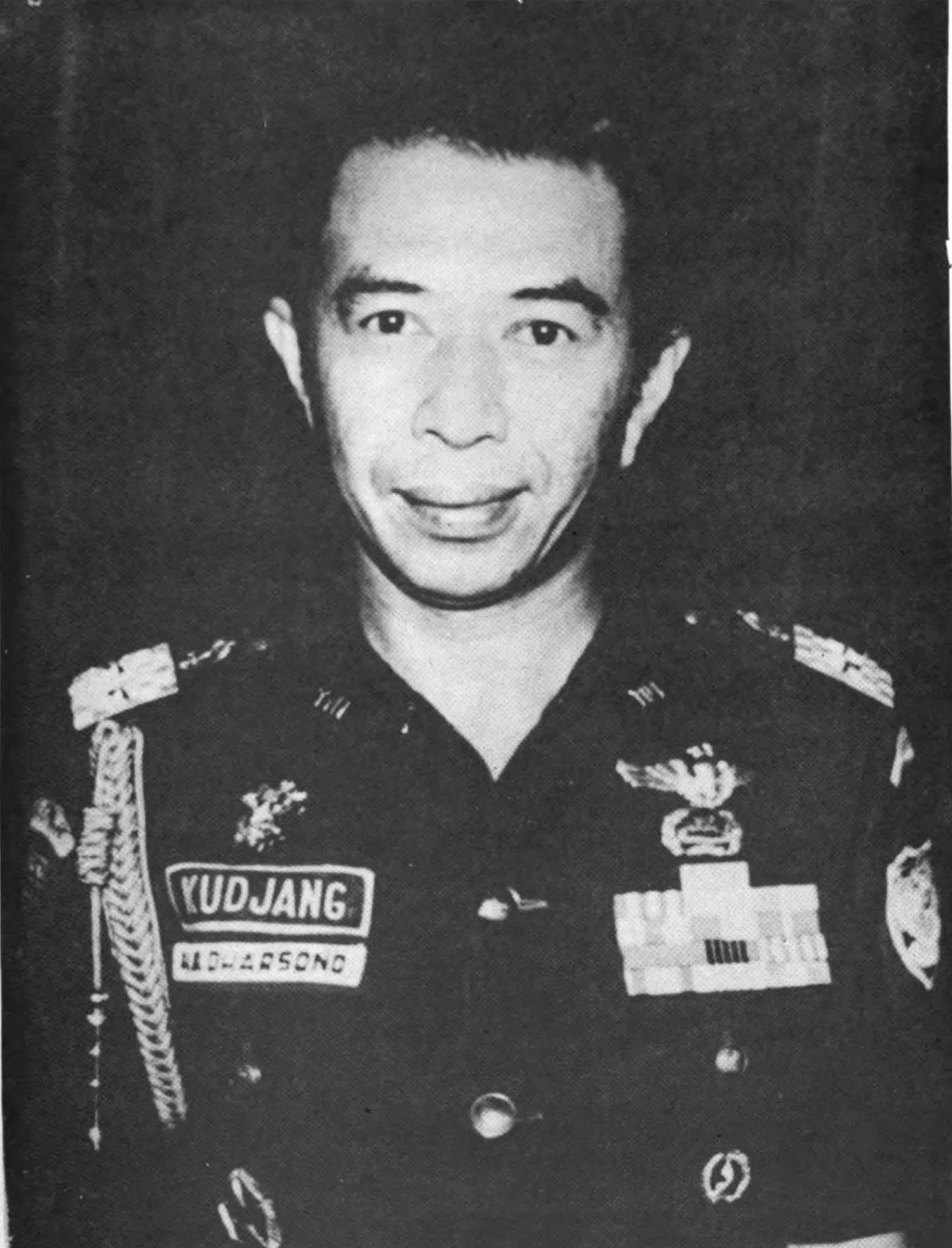 Porträt von Hartono Dharsono (1925–1996) – Gedenkseite