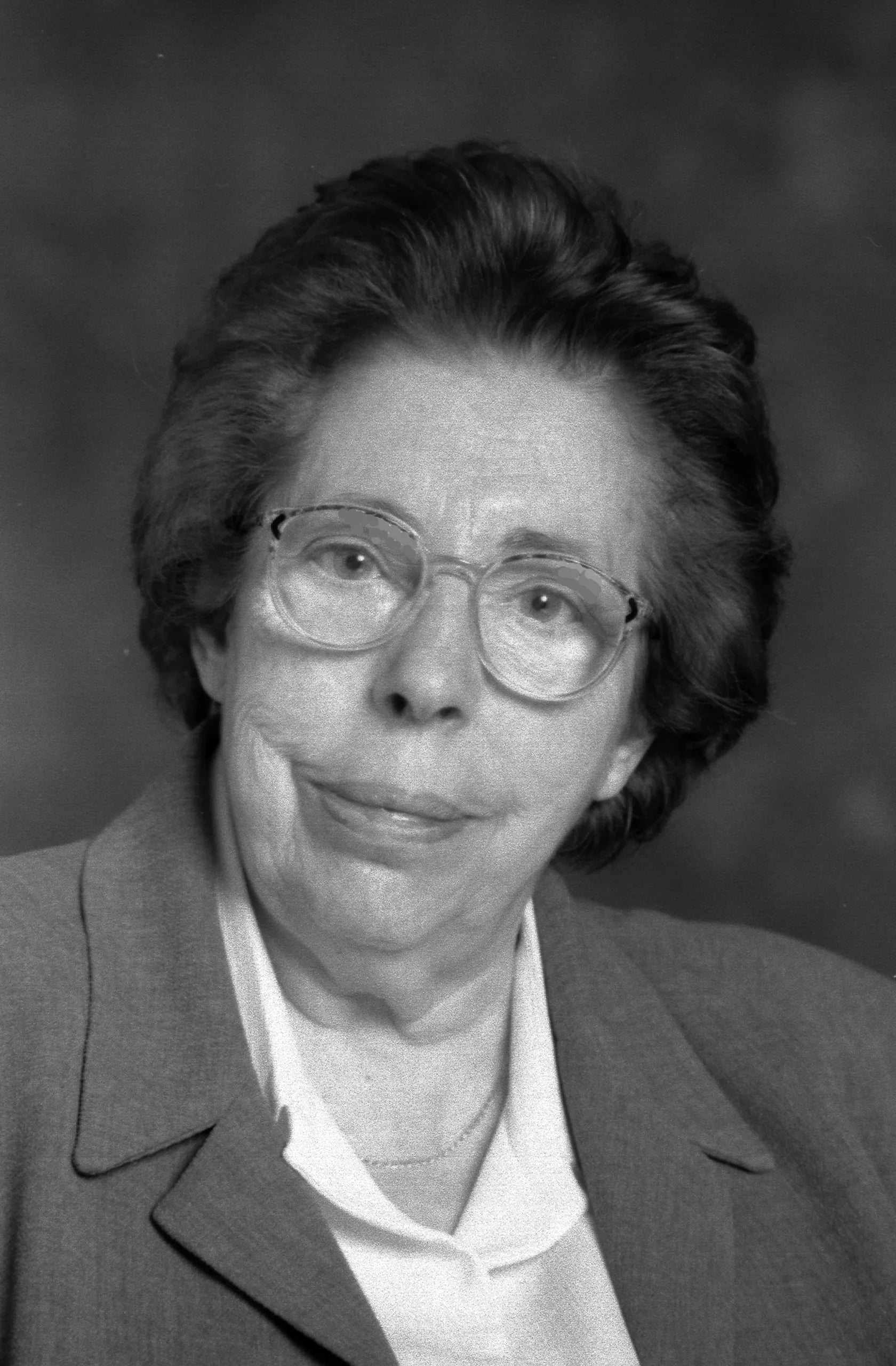 Porträt von Victoria Sau (1930–2013) – Gedenkseite
