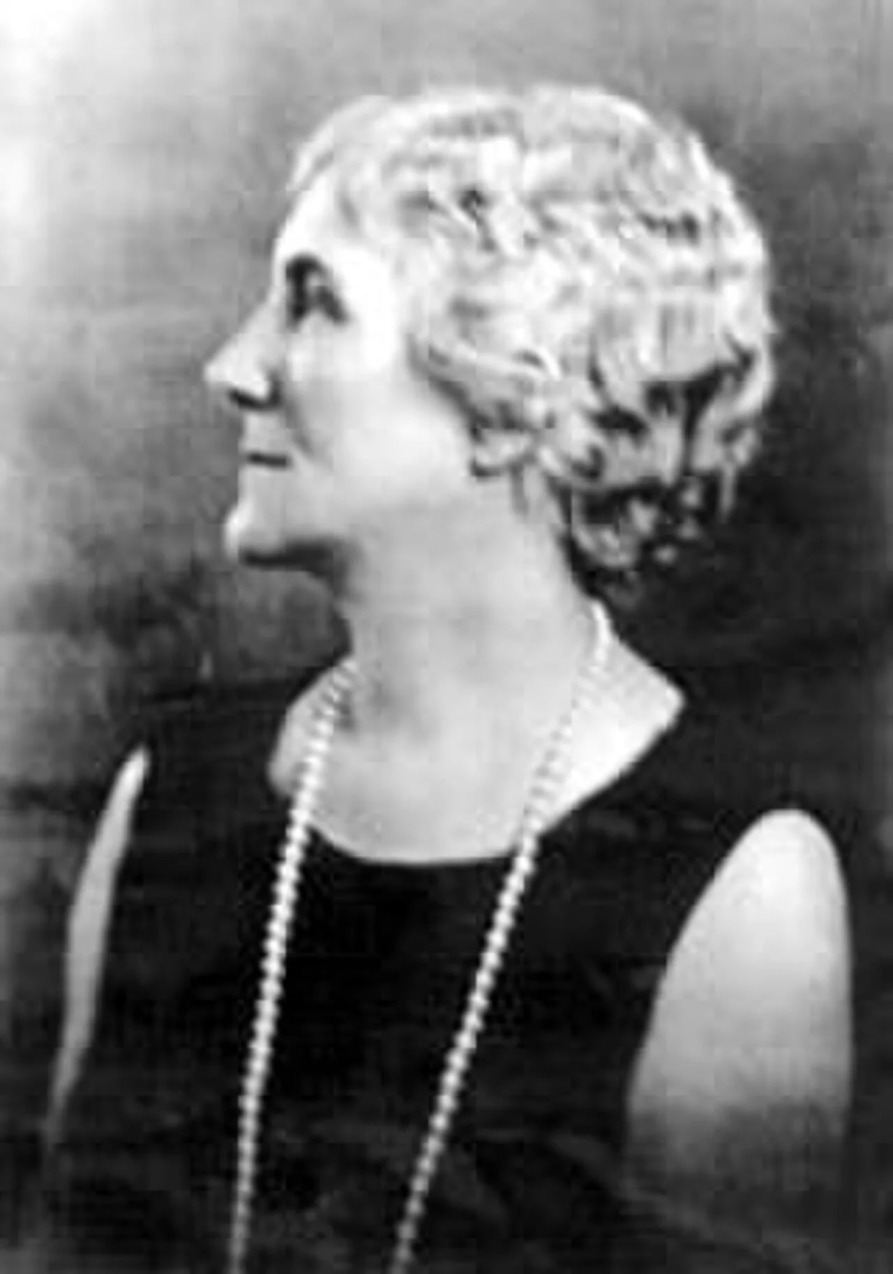 Portrait of Mayna Treanor Avent (1868–1959) – memorial page