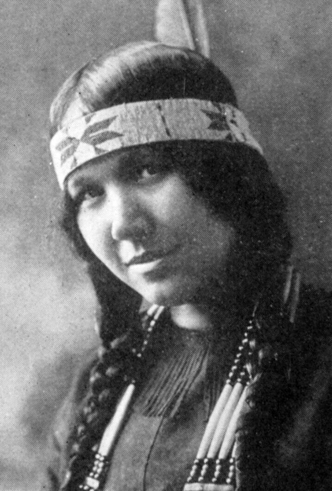 Portrait of Tsianina Redfeather Blackstone (1882–1985) – memorial page