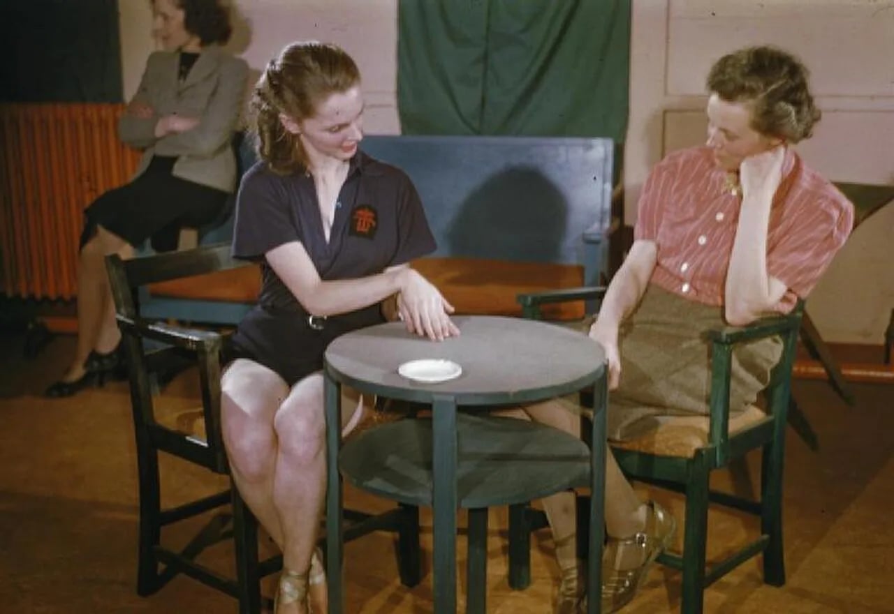 Portrait of Sally Gilmour (1921–2004) – memorial page
