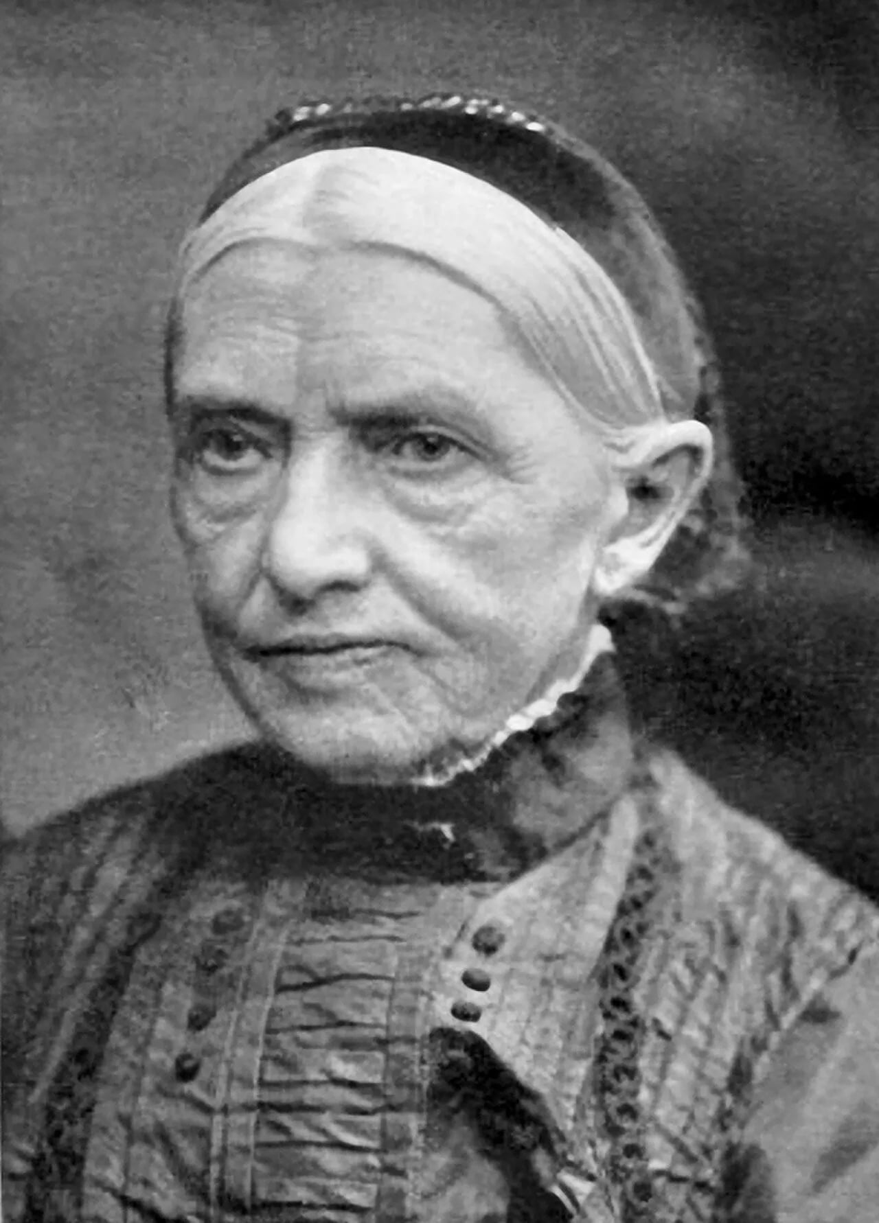 Portrait of Helene Hübener (1843–1918) – memorial page