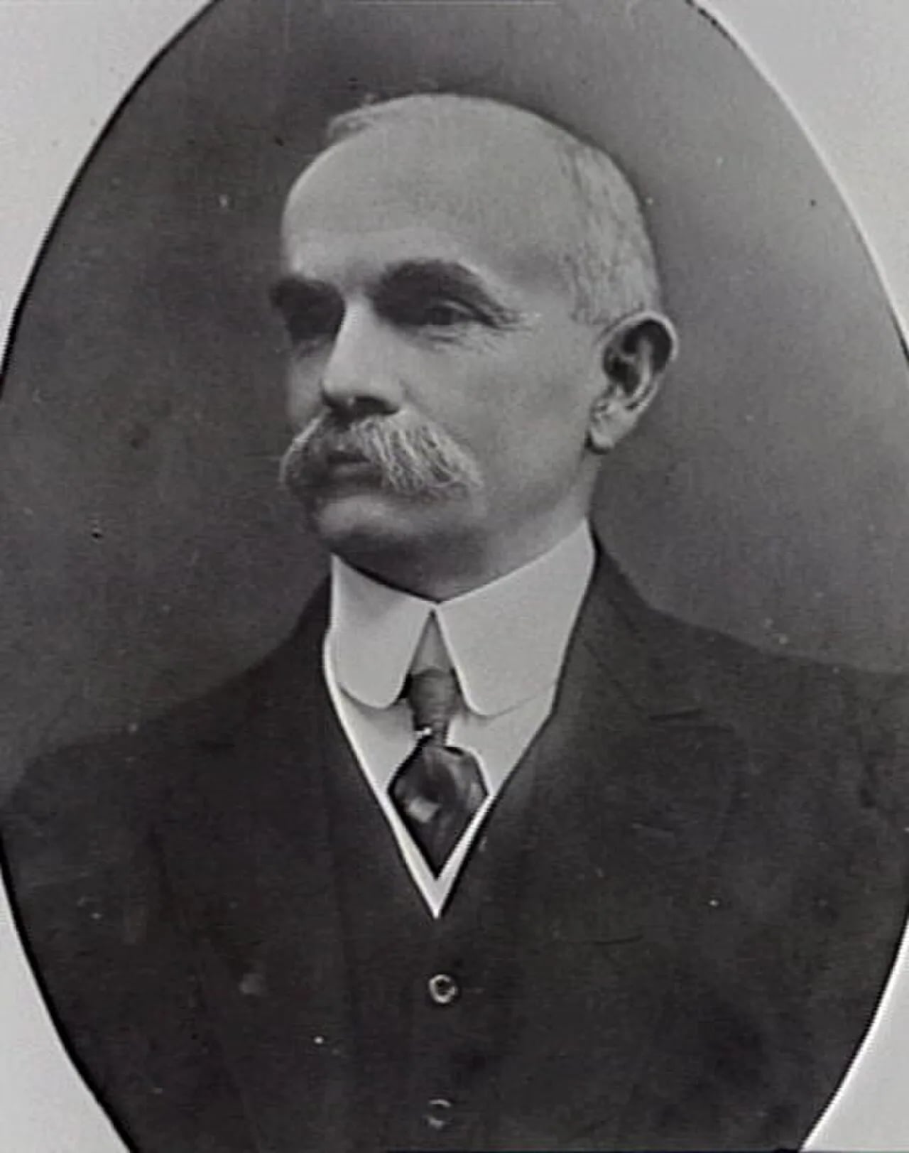 Porträt von Richard Watkins Richards (1863–1920) – Gedenkseite