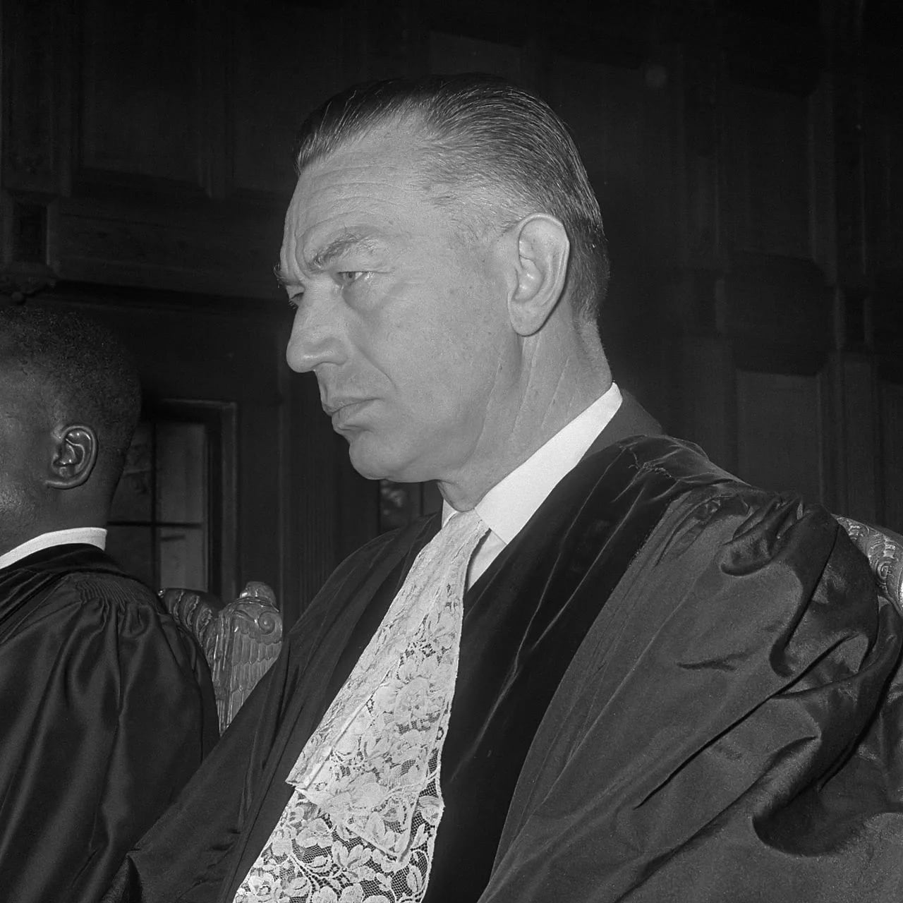 Porträt von Max Sørensen (1913–1981) – Gedenkseite