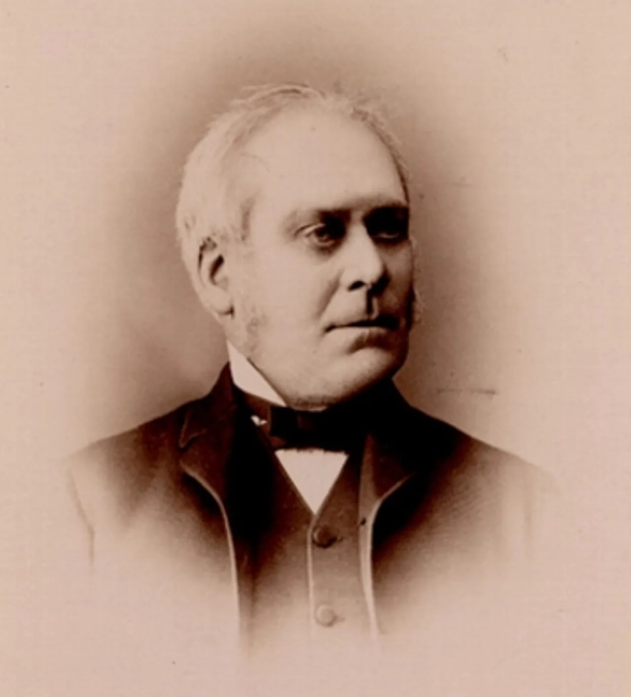 Portrait of William Rhodes (1821–1892) – memorial page