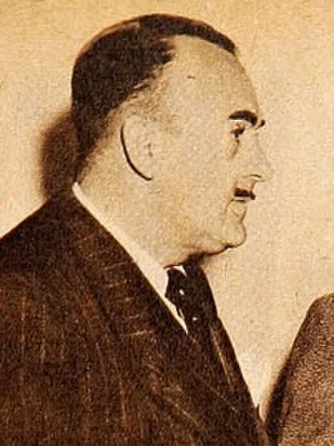 Portrait of Tito Davison (1912–1985) – memorial page