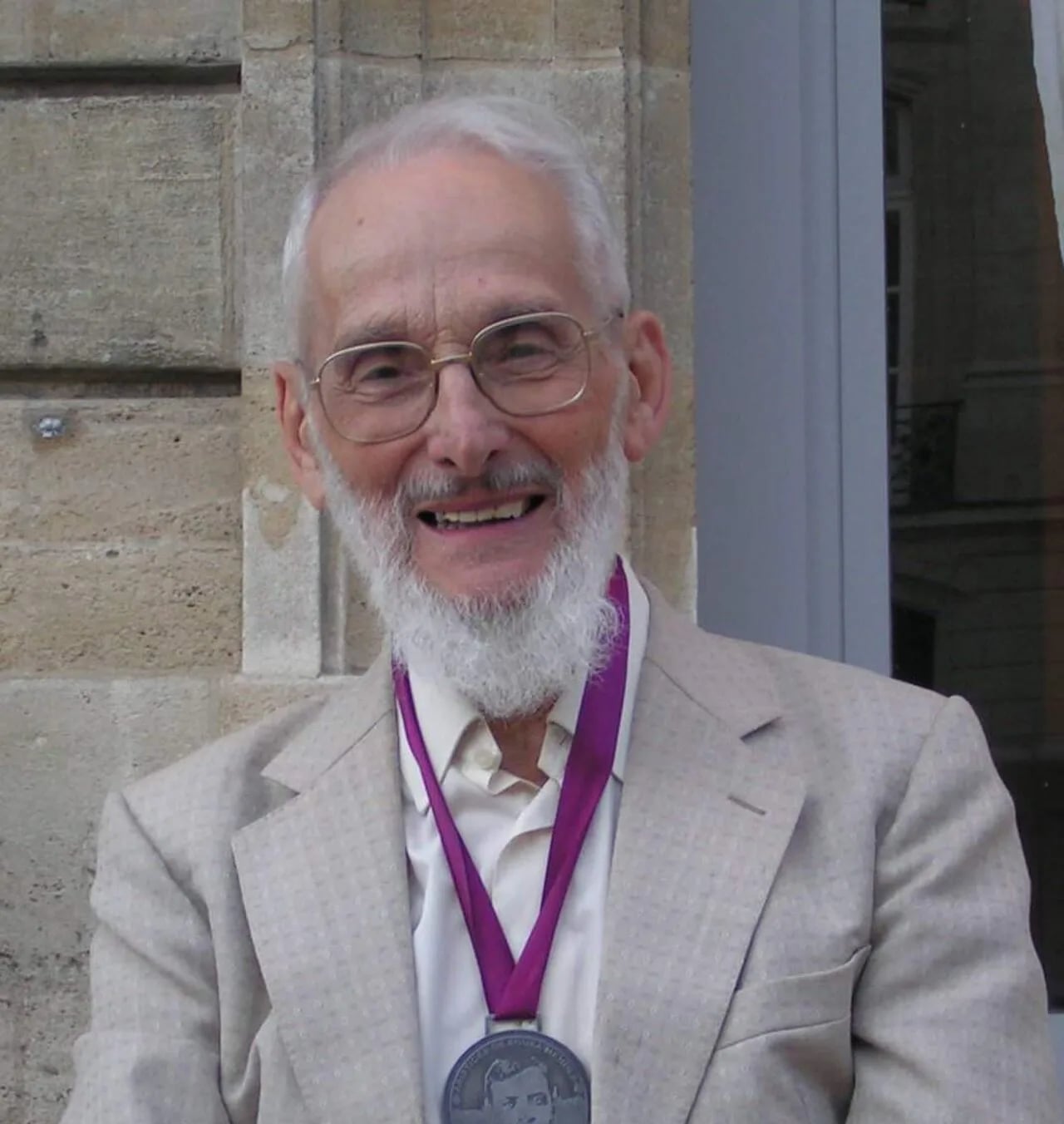 Portrait of Bernard Rivière (1917–2013) – memorial page