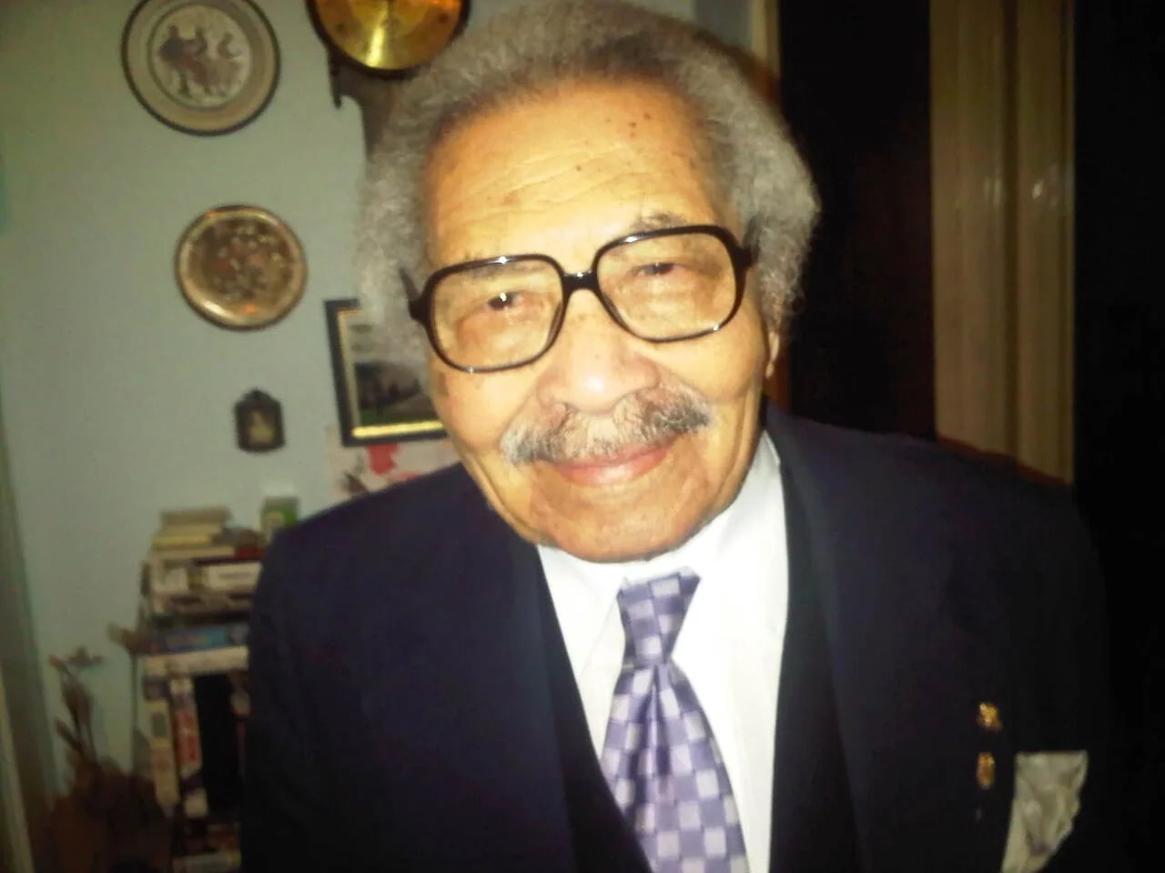 Portrait of John Banks Elliott (1917–2018) – memorial page