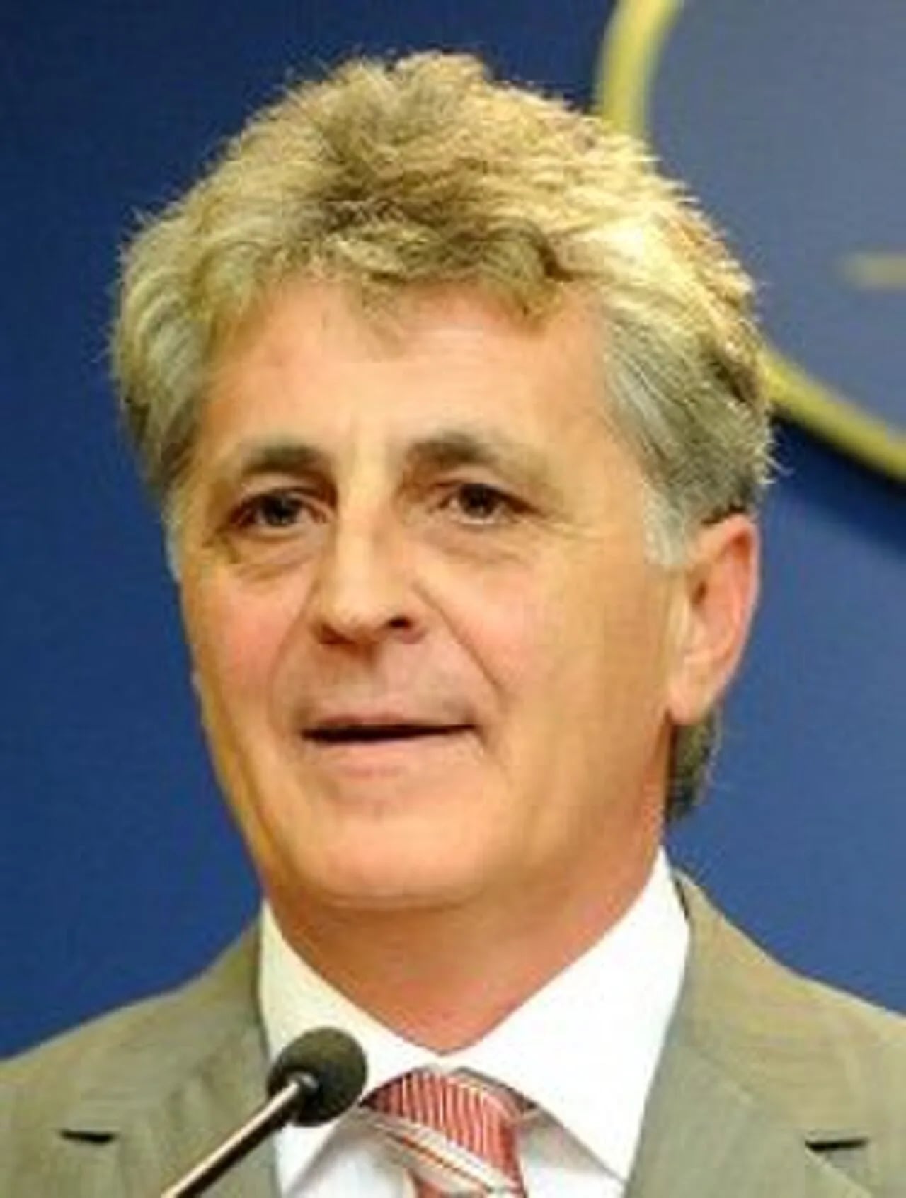 Portrait of Mircea Dușa (1955–2022) – memorial page