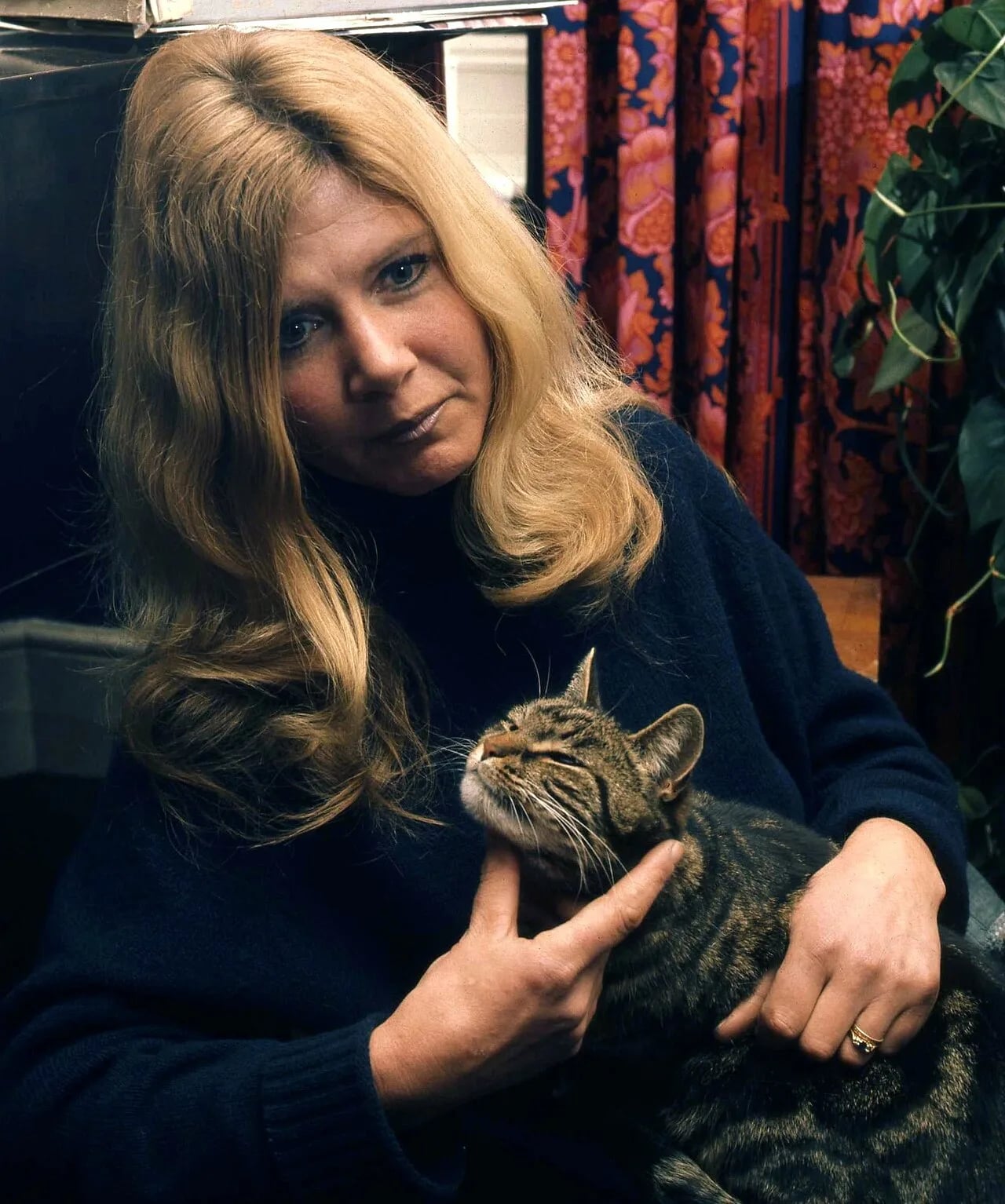 Porträt von Jilly Cooper (1937–2025) – Gedenkseite