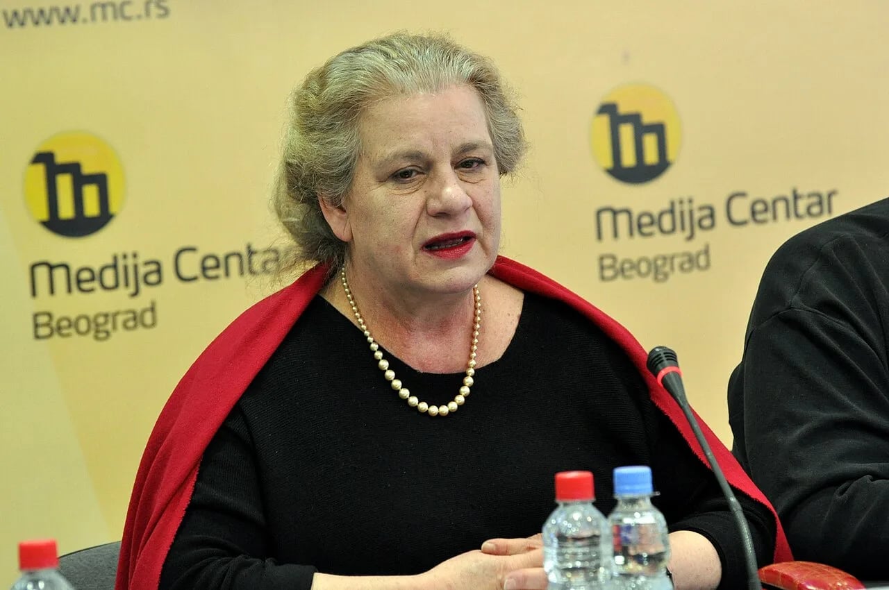 Porträt von Borka Pavićević (1947–2019) – Gedenkseite