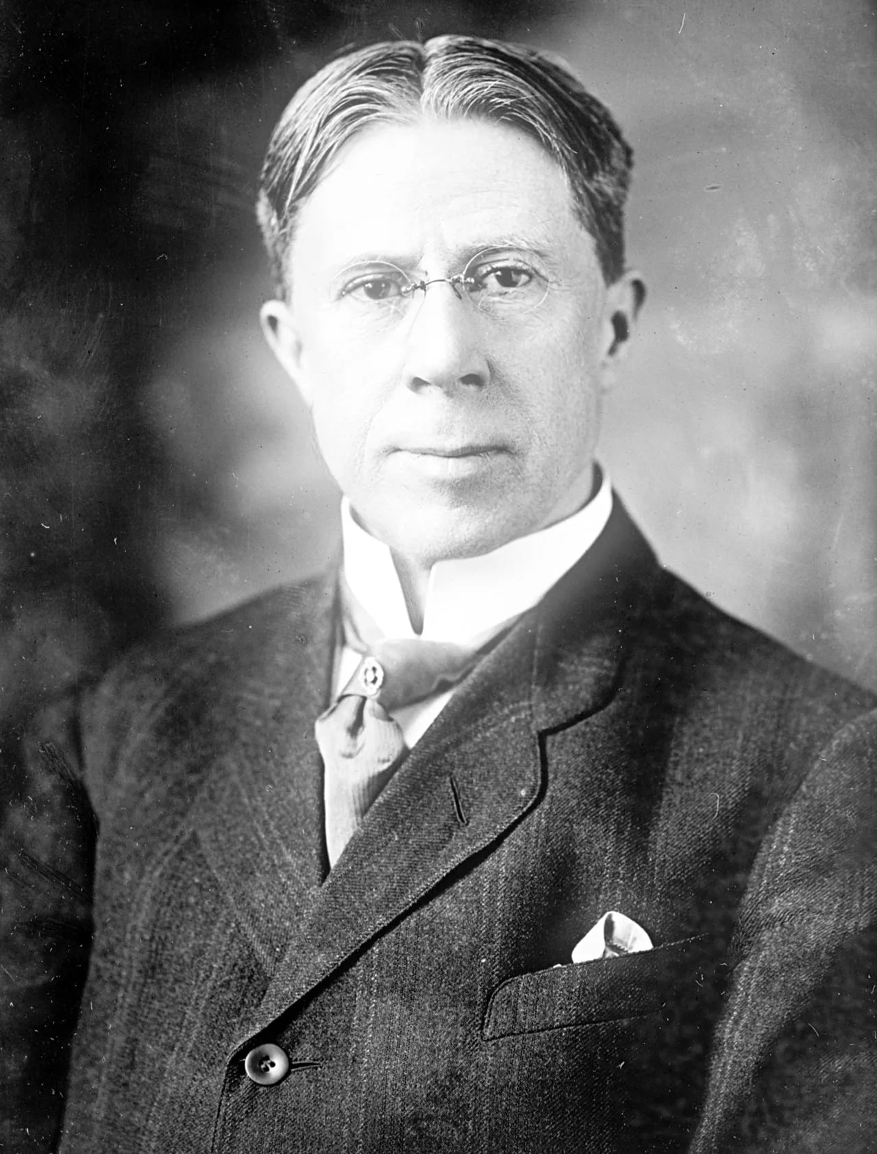 Portrait of John Humphrey Small (1858–1946) – memorial page
