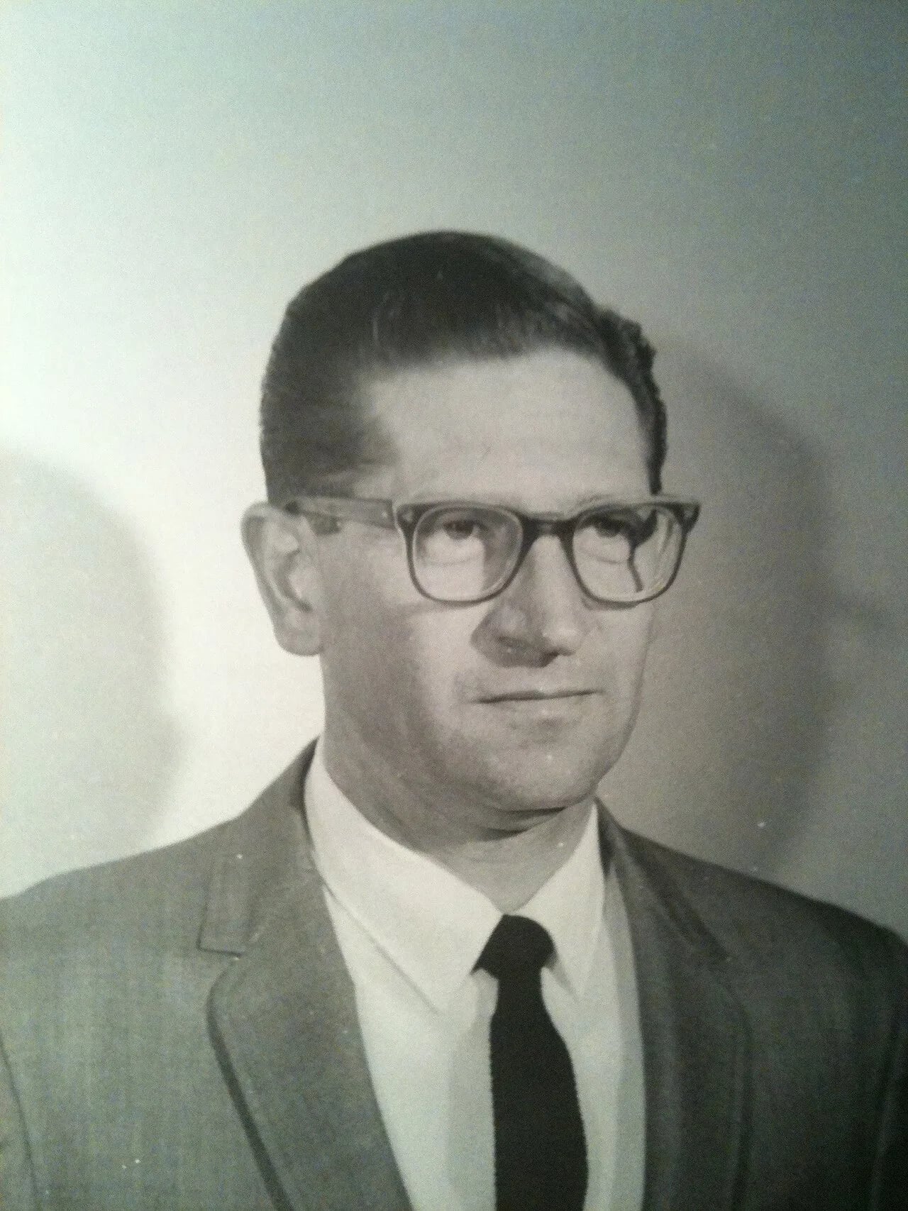 Portrait of Jorge González Reyna (1920–1969) – memorial page