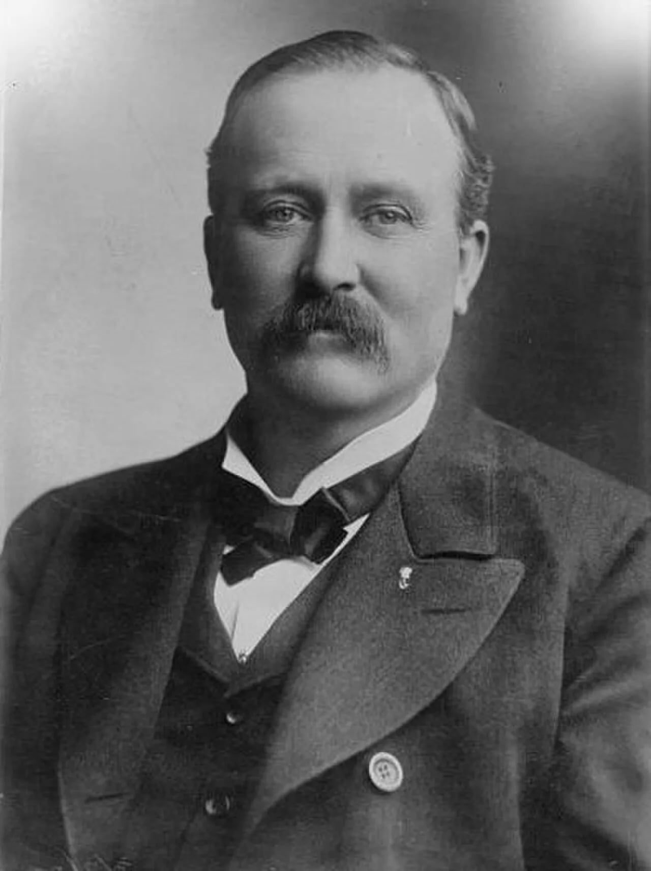 Portrait of Joseph W. Fordney (1853–1932) – memorial page
