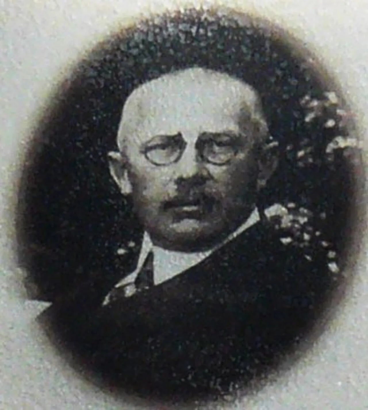 Portrait of Marian Foerster (1874–1956) – memorial page