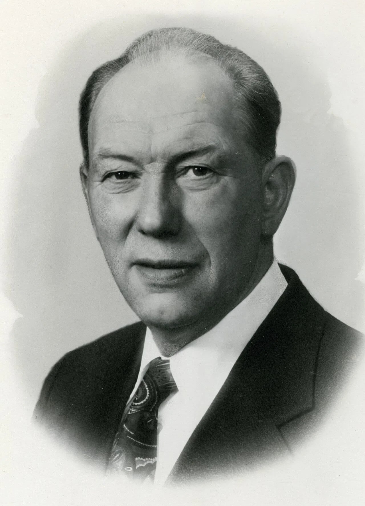 Portrait of Alf Nebb (1915–2006) – memorial page