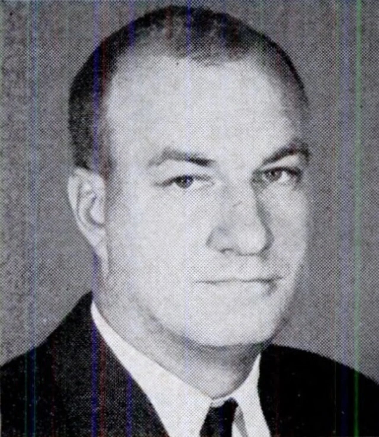 Portrait of Earl Hogan (1920–2007) – memorial page