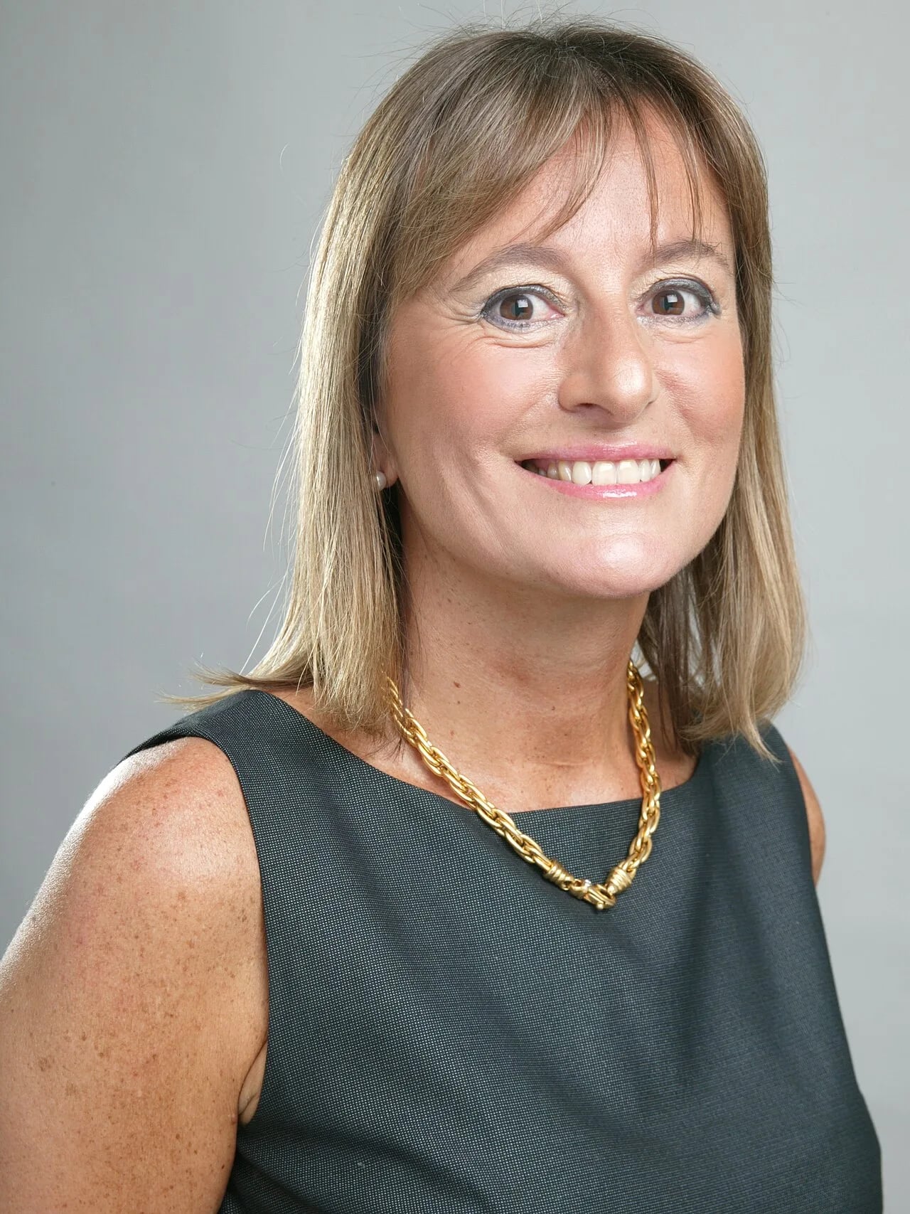 Portrait of María Ignacia Benítez (1958–2019) – memorial page