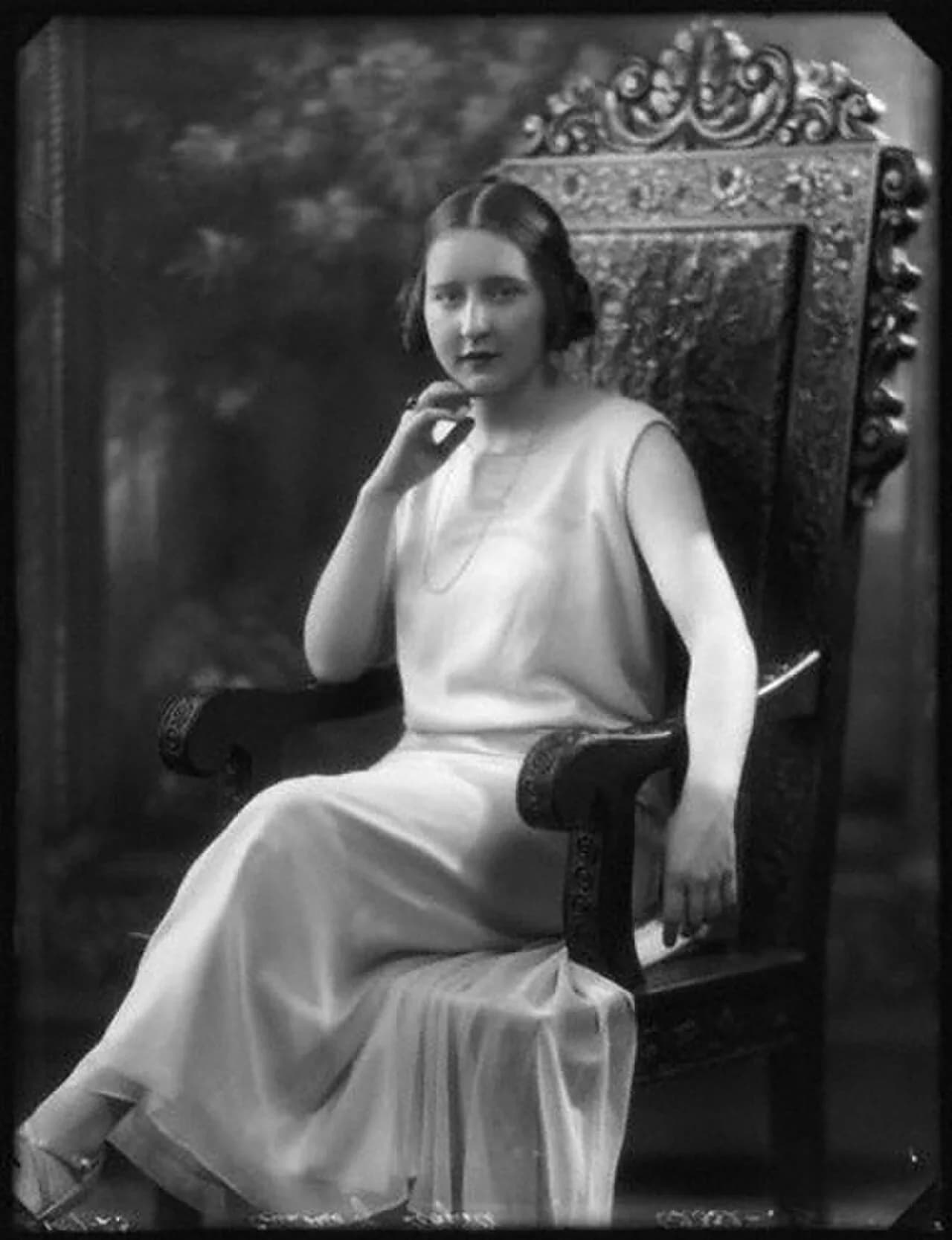 Nina Ogilvie-Grant-Studley-Herbert, 12th Countess of Seafield