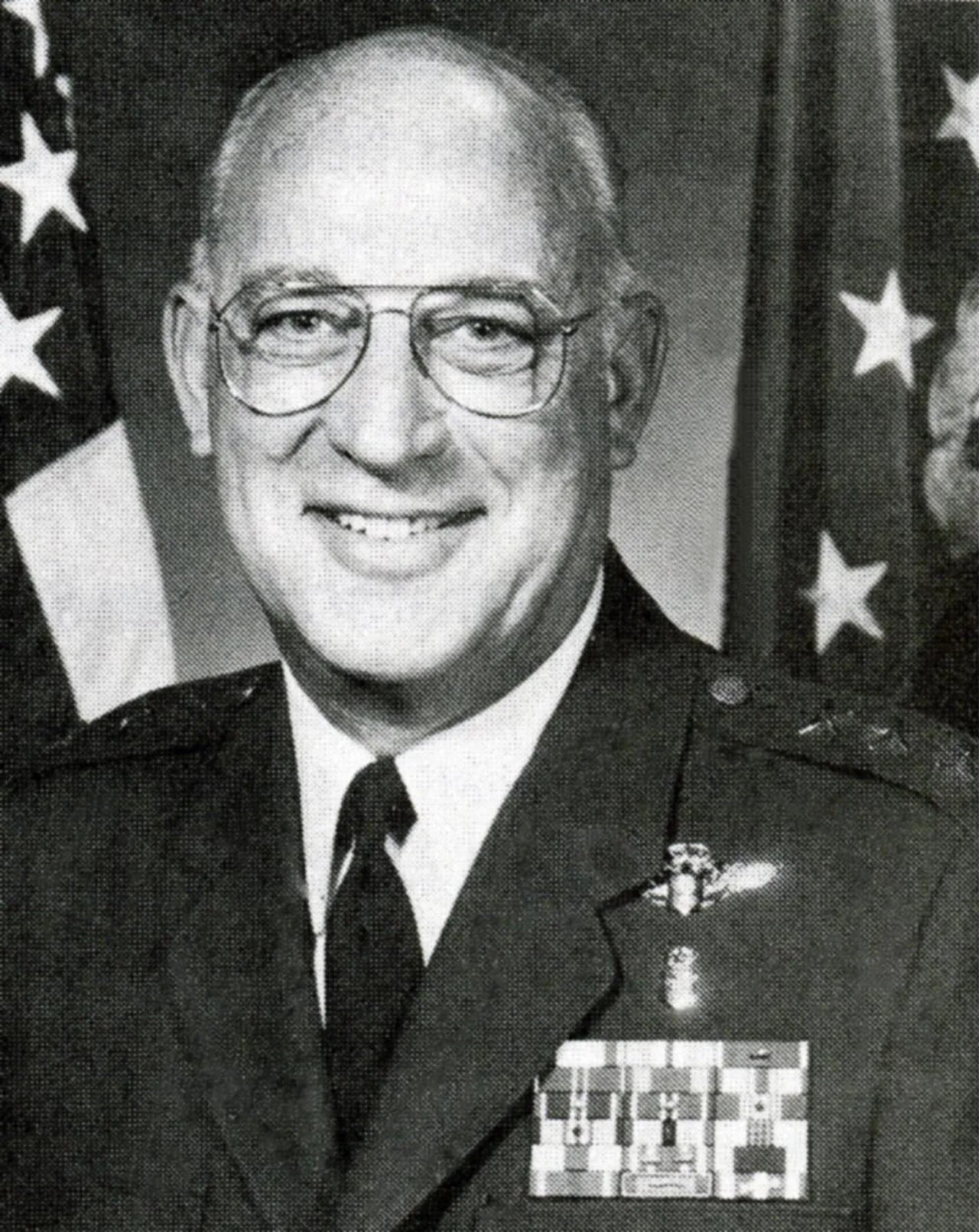 Portrait of Monte B. Miller (1930–2015) – memorial page