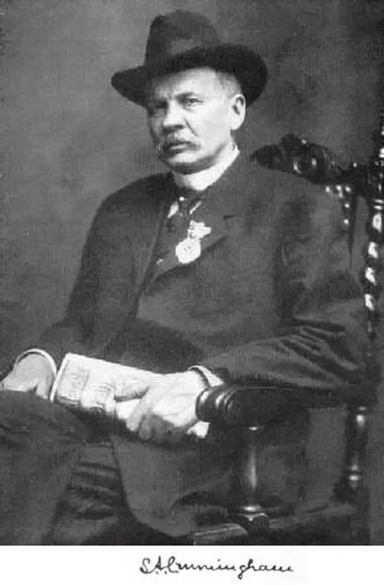 Portrait of Sumner Archibald Cunningham (1843–1913) – memorial page