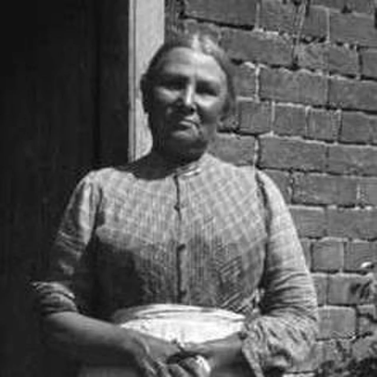 Portrait of Emma Overd (1838–1928) – memorial page