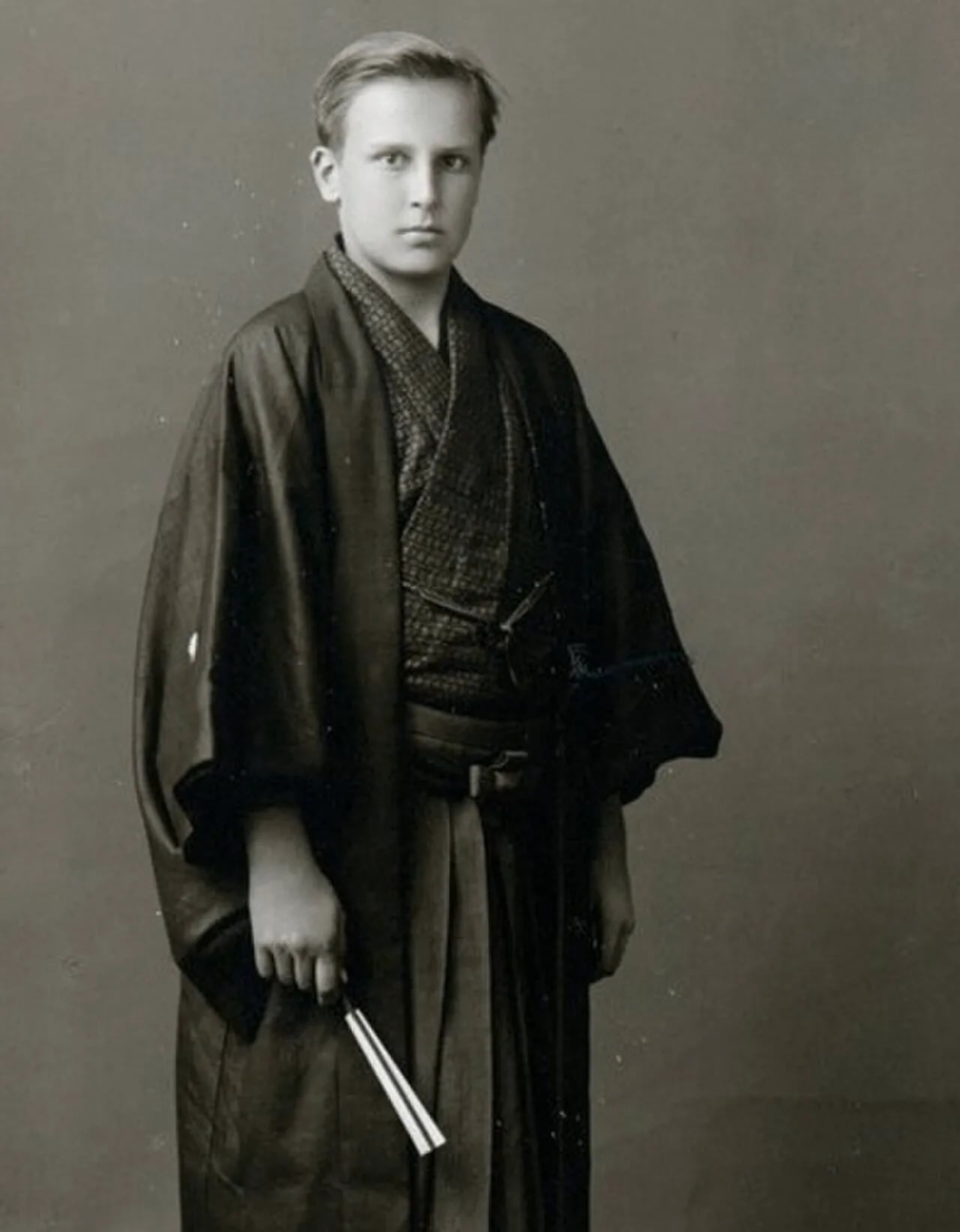 Portrait of Taro Gadelius (1913–1995) – memorial page