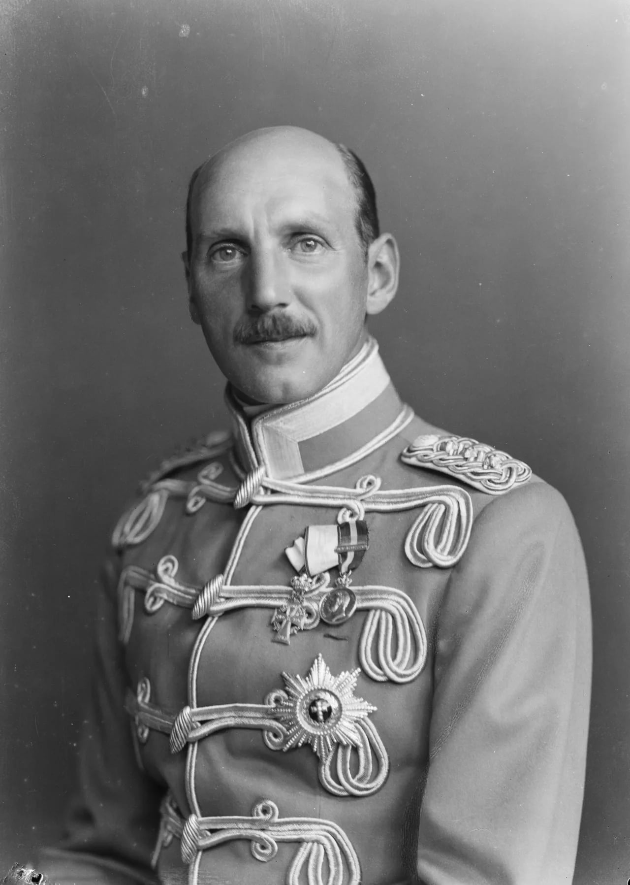Porträt von Prinz Viggo, Graf zu Rosenborg (1893–1970) – Gedenkseite