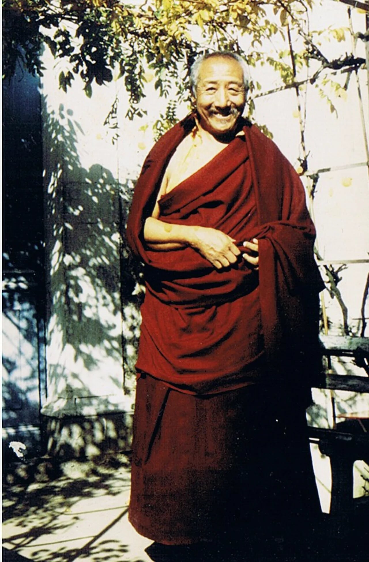 Porträt von Tsouglag Mawéi Wangchoug (1912–1991) – Gedenkseite