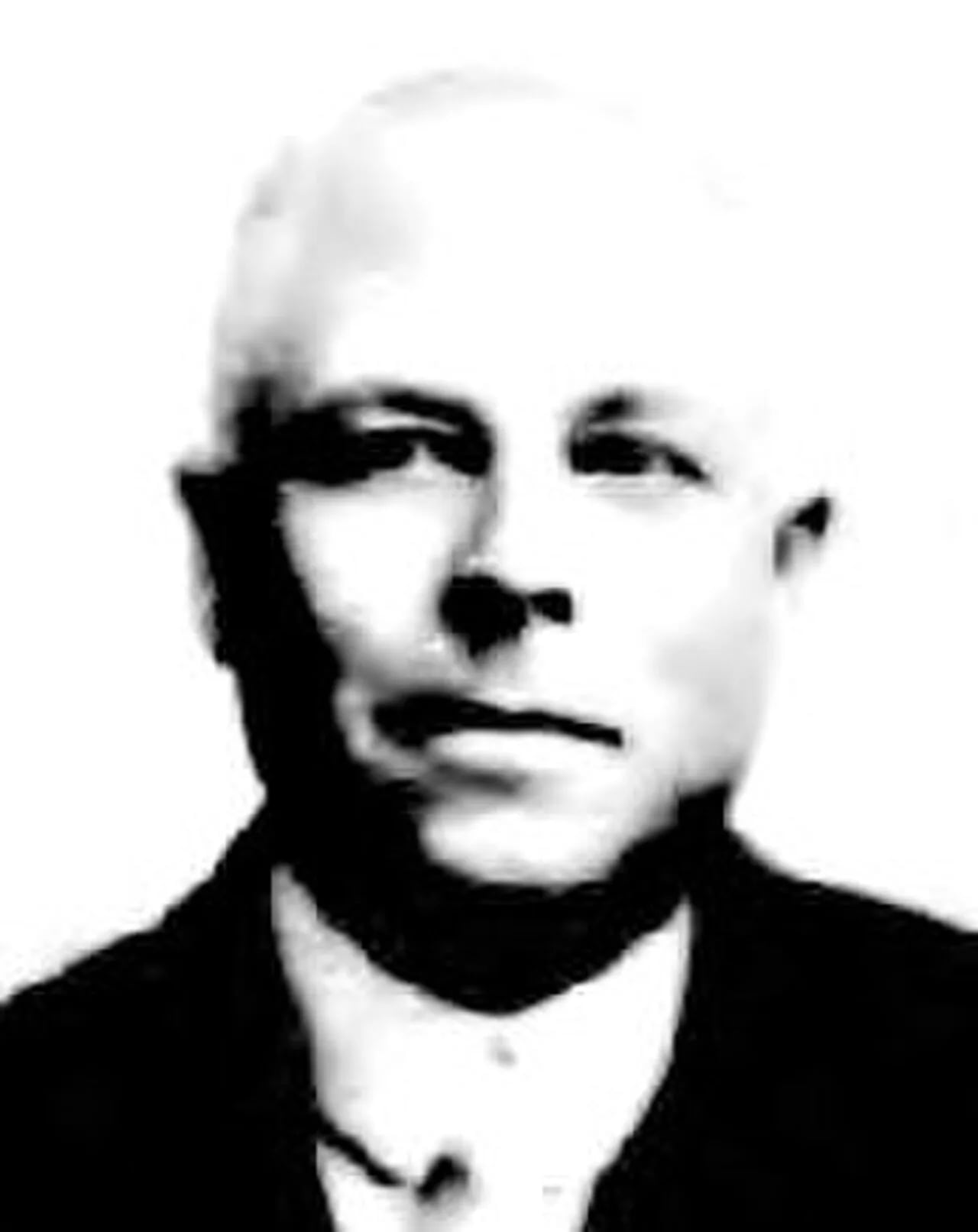 Portrait of Roy V. Wright (1876–1948) – memorial page