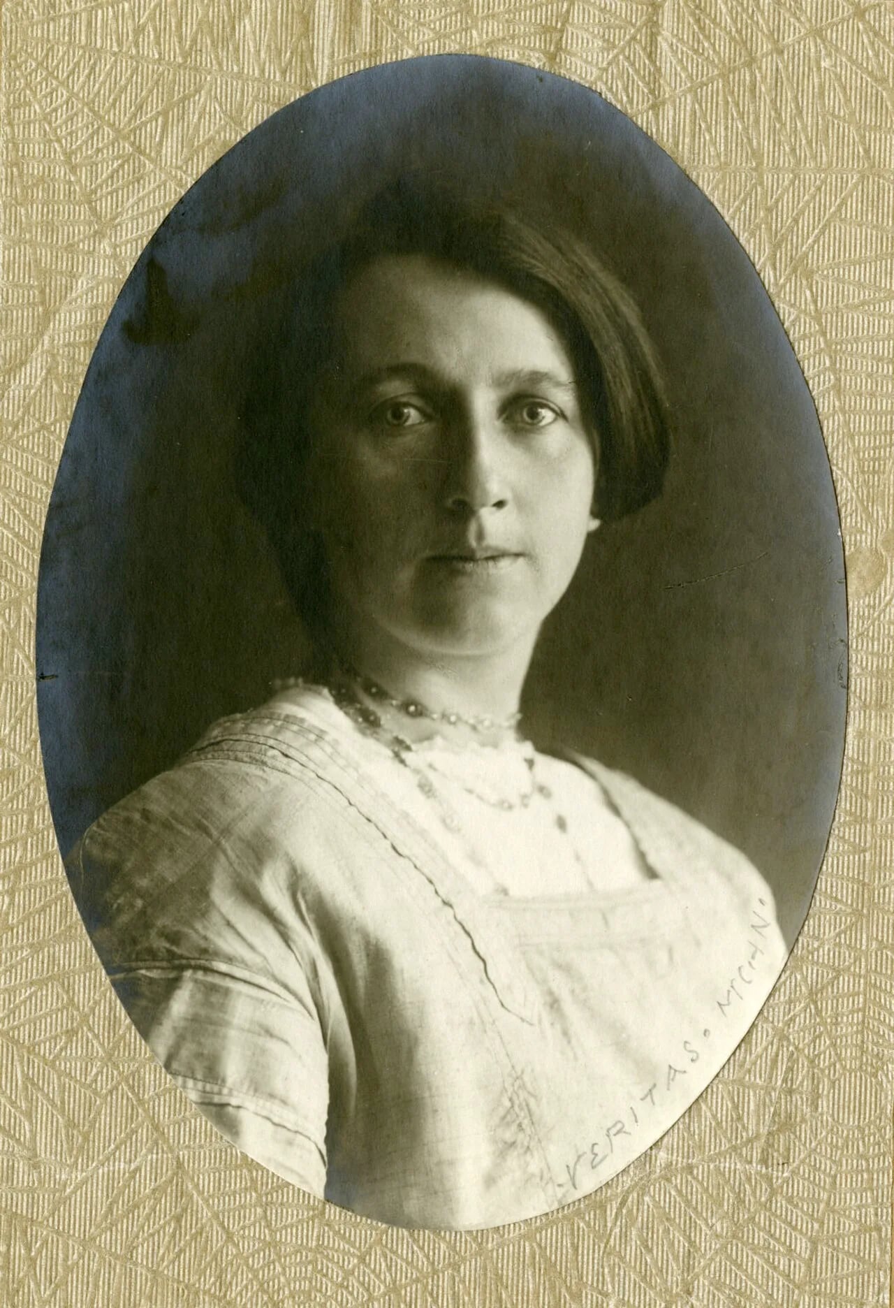 Porträt von Margarethe Faas-Hardegger (1882–1963) – Gedenkseite