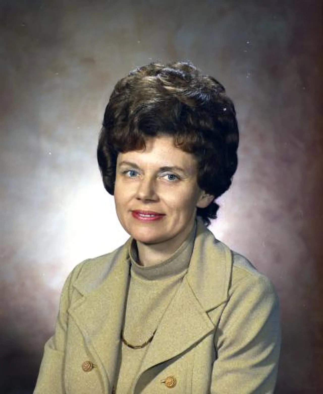 Portrait of Georgette Valle (1924–2024) – memorial page