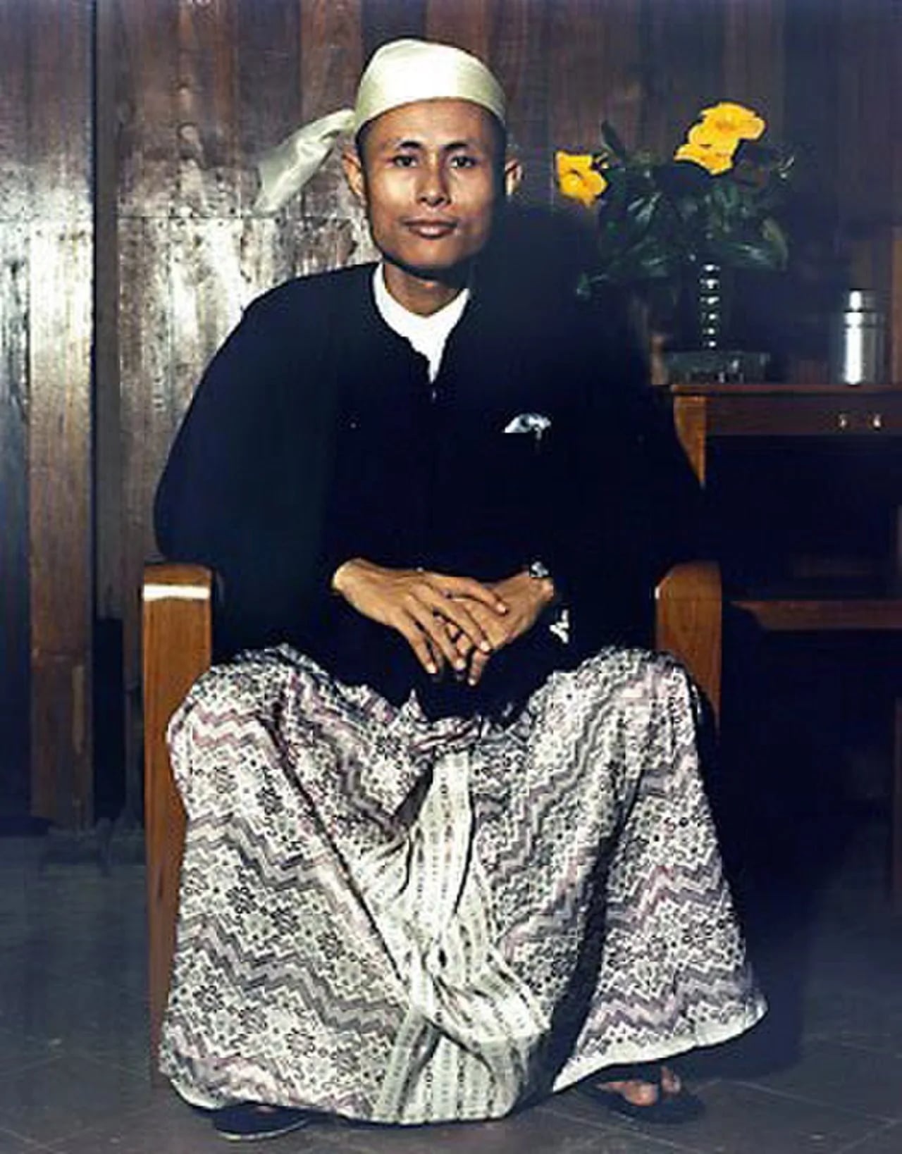 Porträt von Aung San (1915–1947) – Gedenkseite