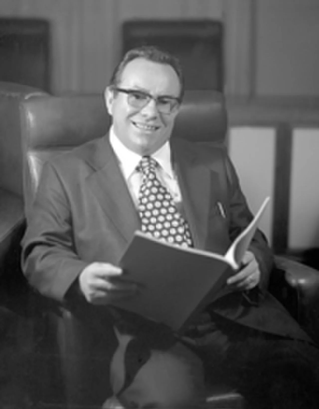 Portrait of Riode Finessi (1929–2003) – memorial page