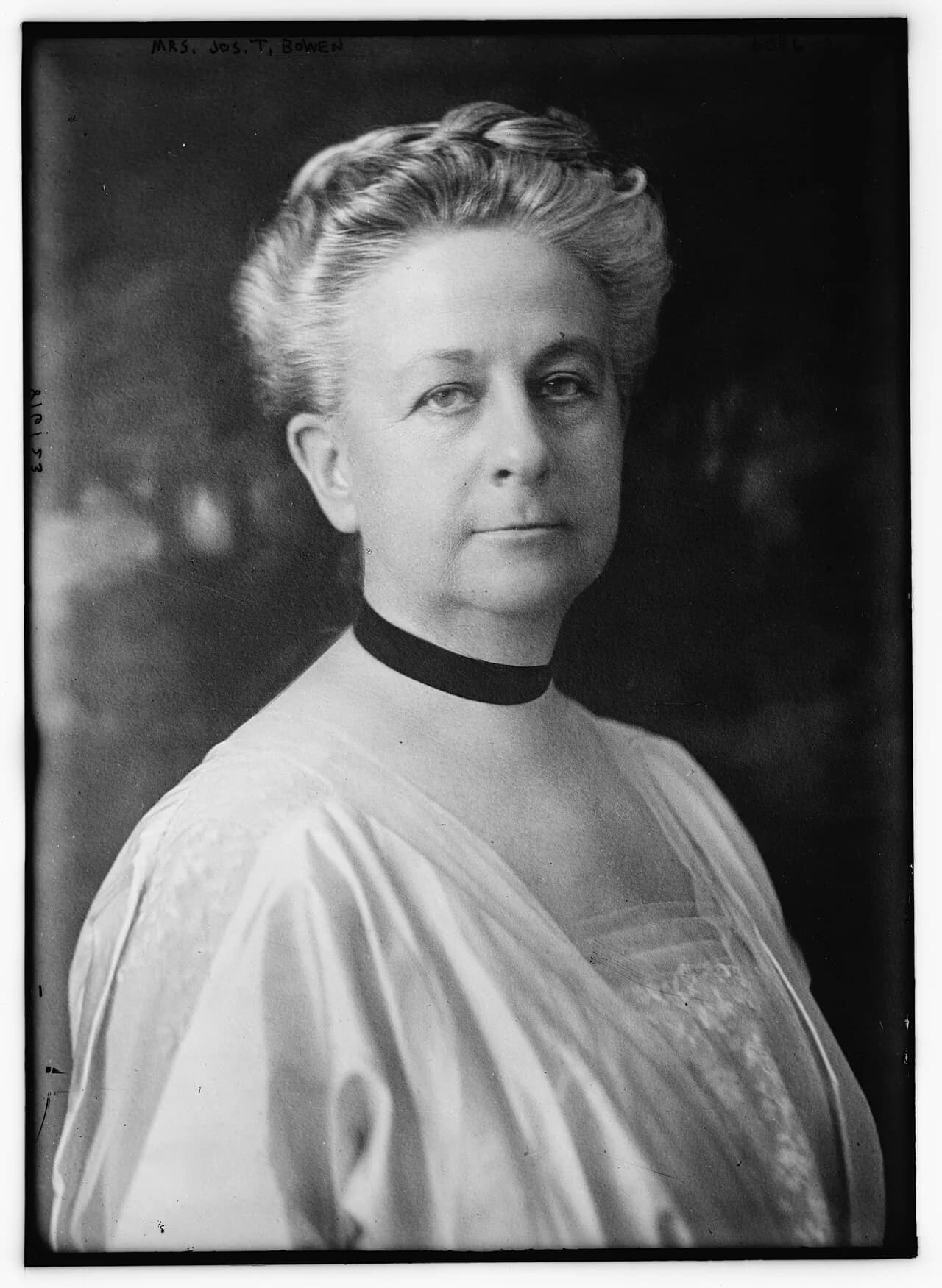 Louise DeKoven Bowen