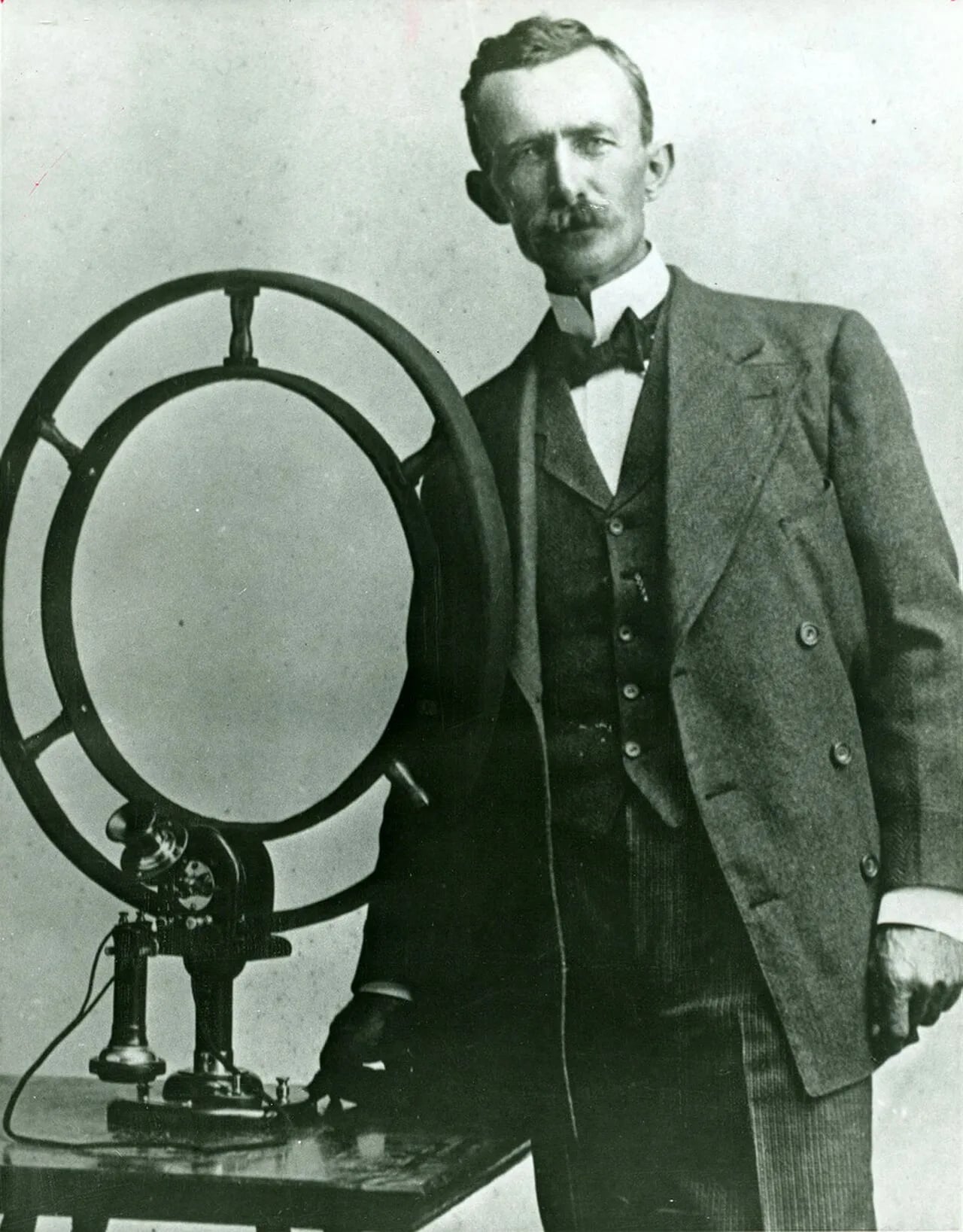 Portrait of Nathan Stubblefield (1860–1928) – memorial page