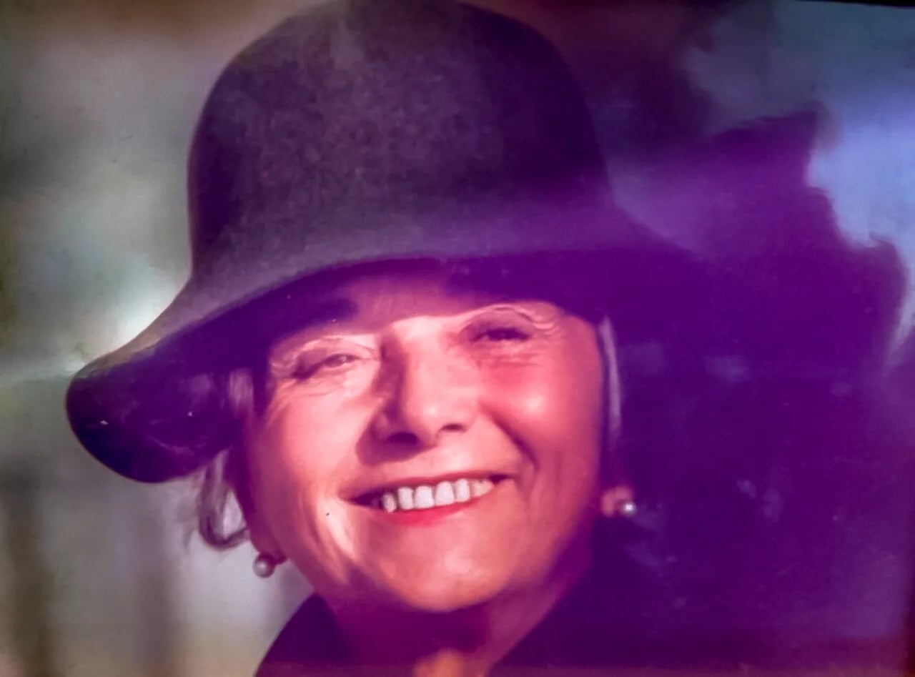 Portrait of Rosario de Velasco (1904–1991) – memorial page