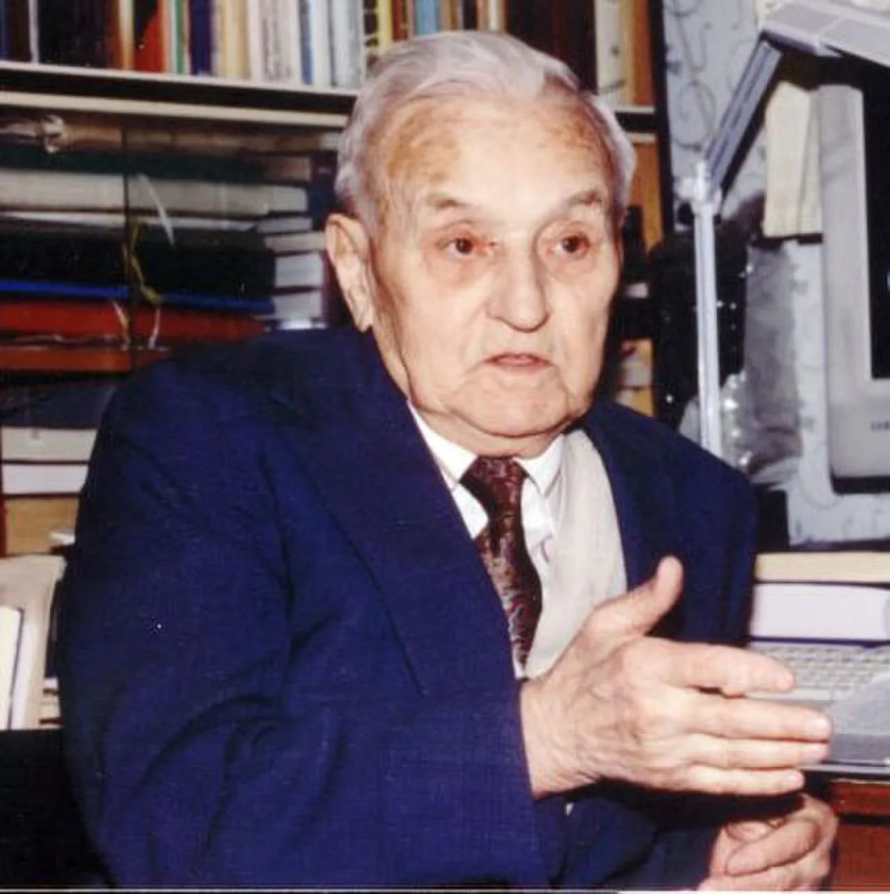 Porträt von Vasyl Kuk (1913–2007) – Gedenkseite