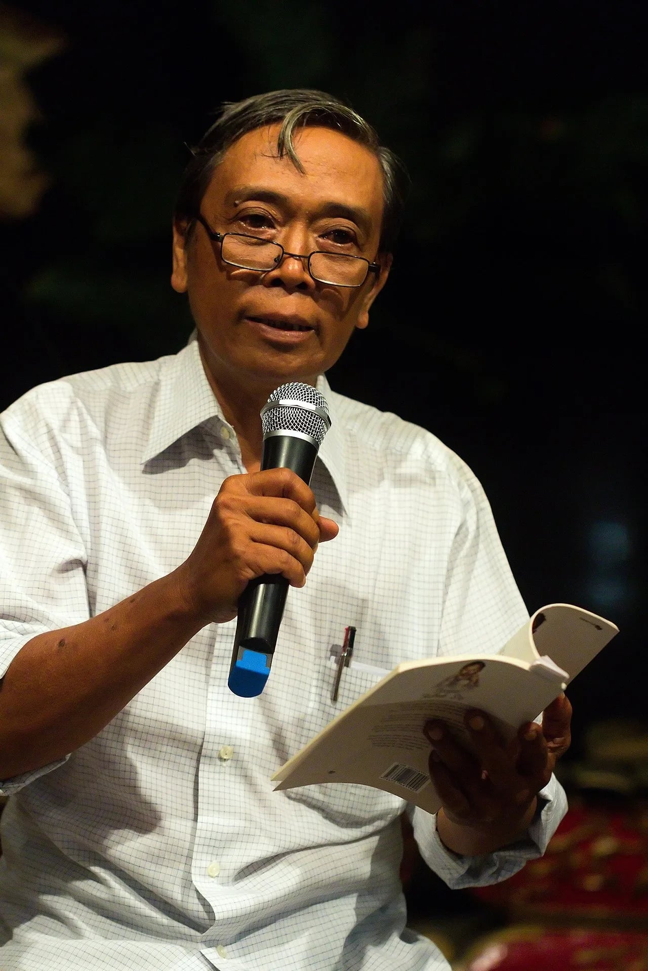 Portrait of Iman Budhi Santosa (1948–2020) – memorial page