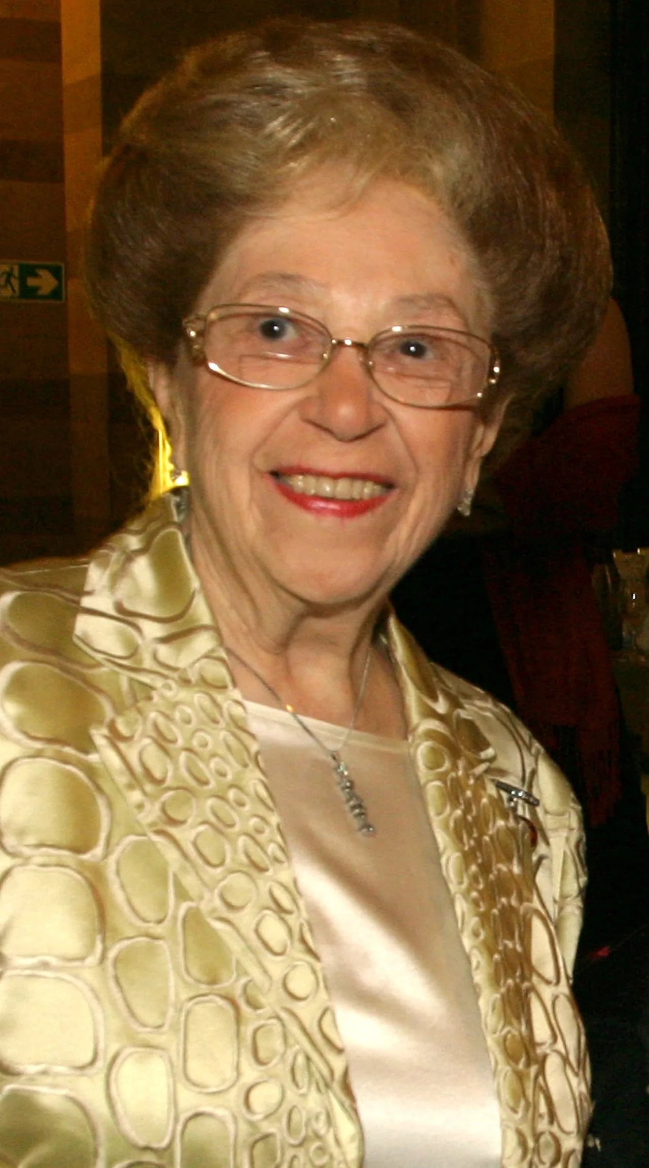 Portrait of Fanny Waterman (1920–2020) – memorial page