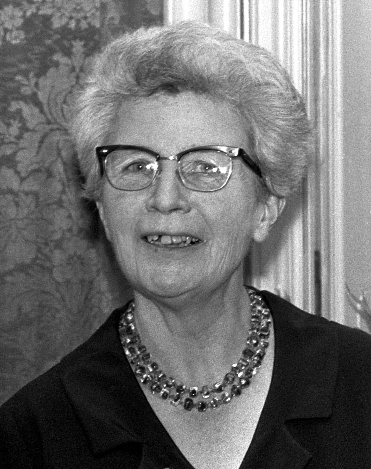 Portrait of Ida Gerhardt (1905–1997) – memorial page