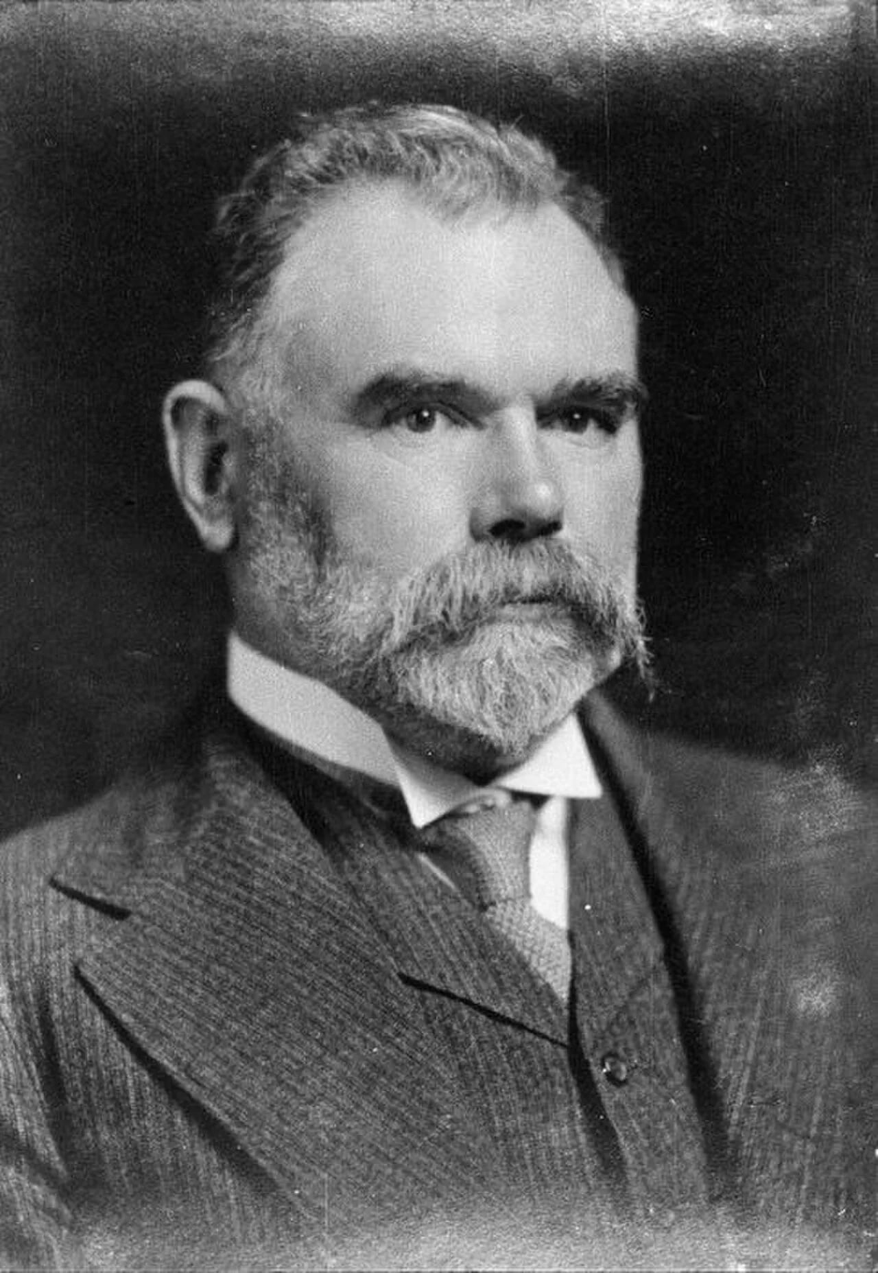 Porträt von Thomas Mackenzie (1854–1930) – Gedenkseite